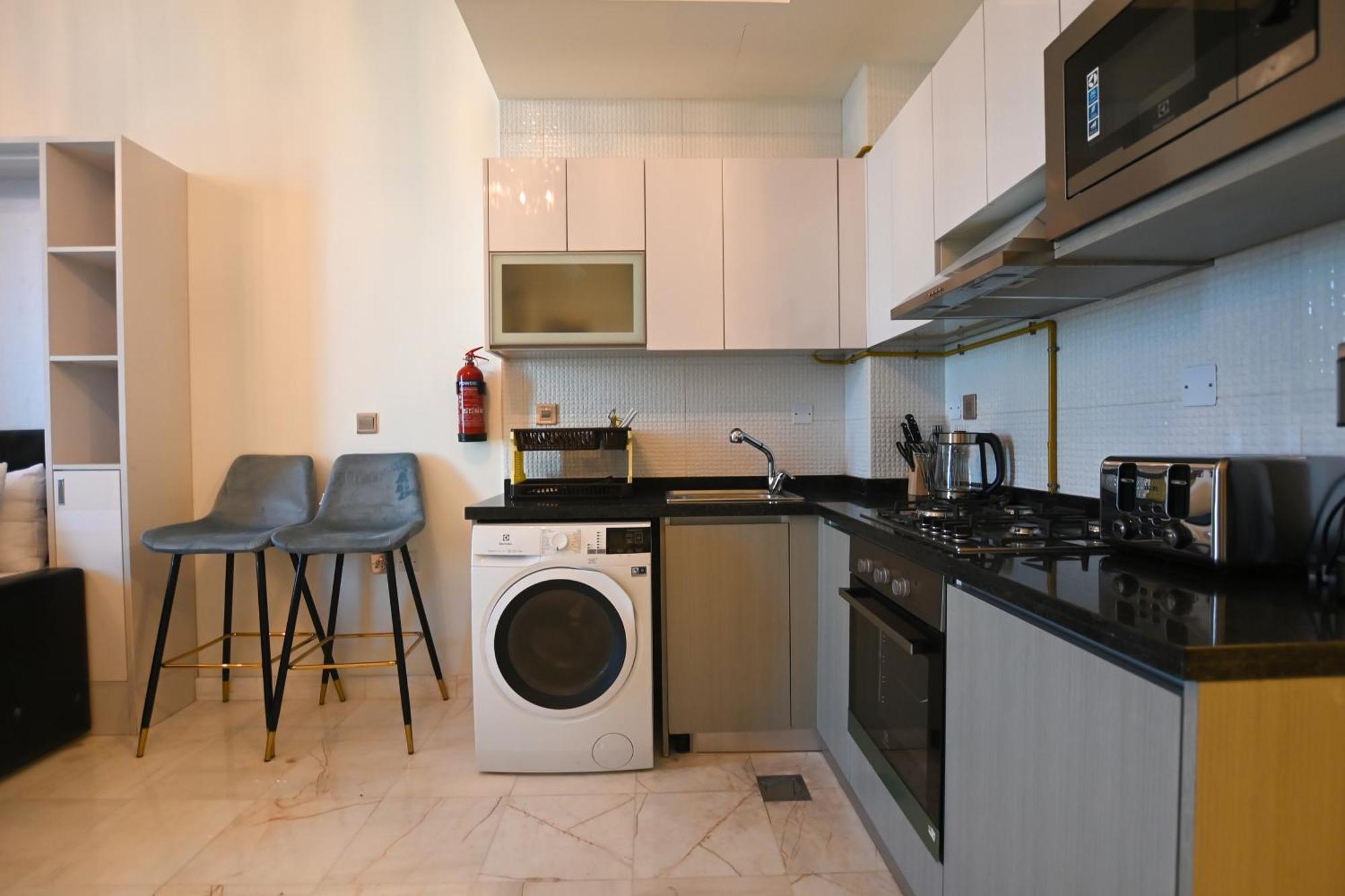 Brown Stone - Bayz & Burj Khalifa View Apartamento *