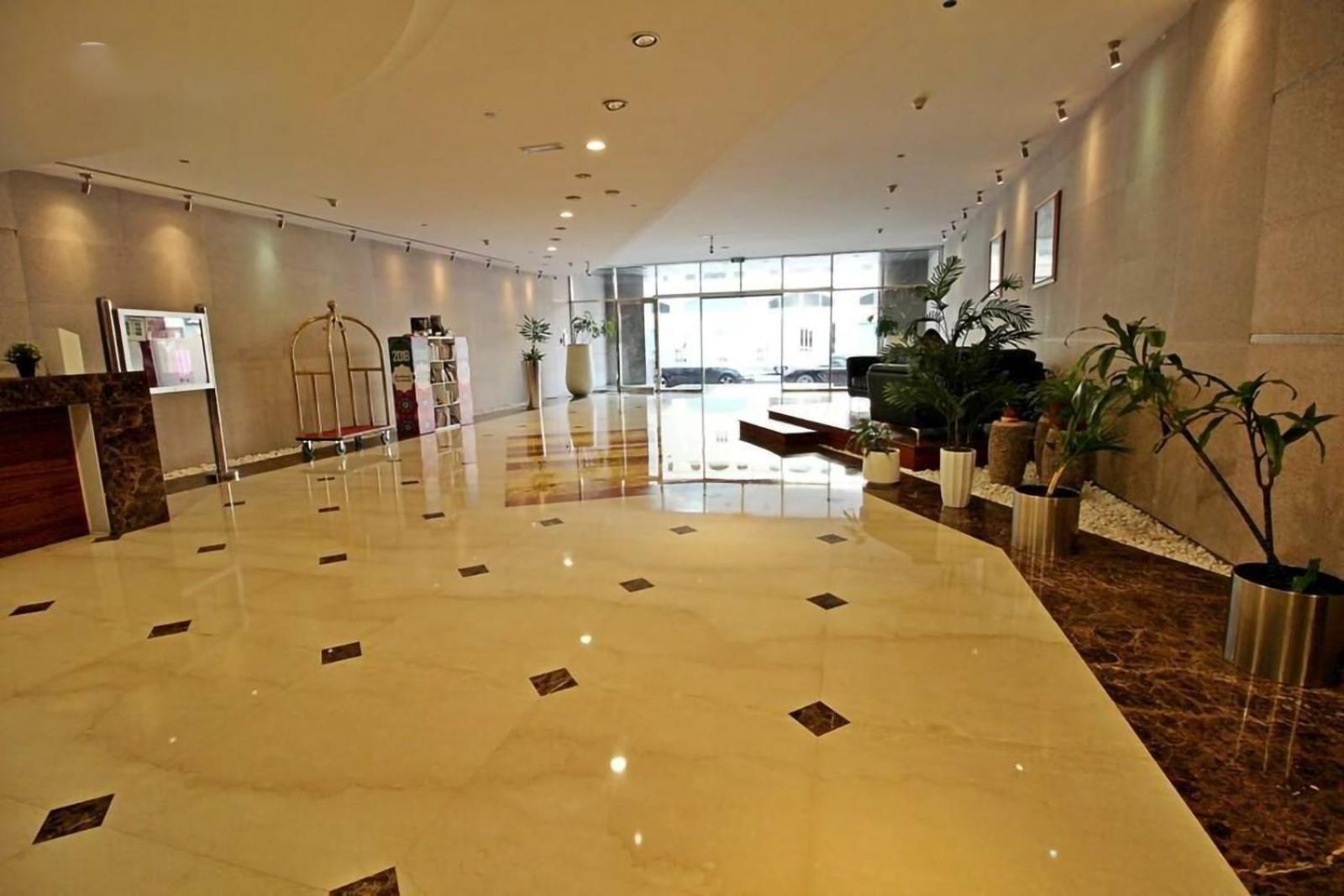 Appartement Dream - 3 Bedroom In Sulafa Tower Marina