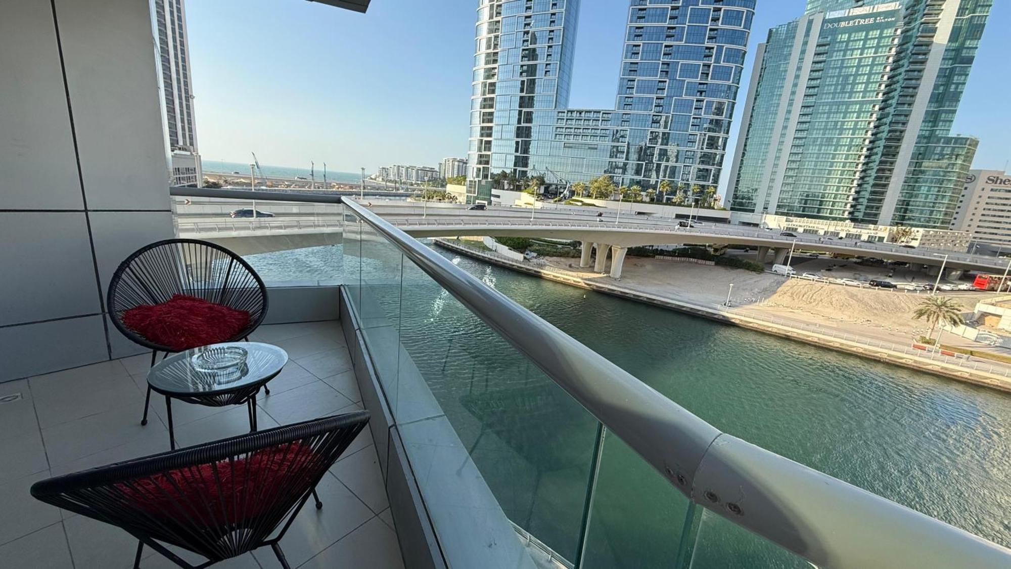Premium Marina Two Bedroom With Sea View - Family Only Apartamento Dubái