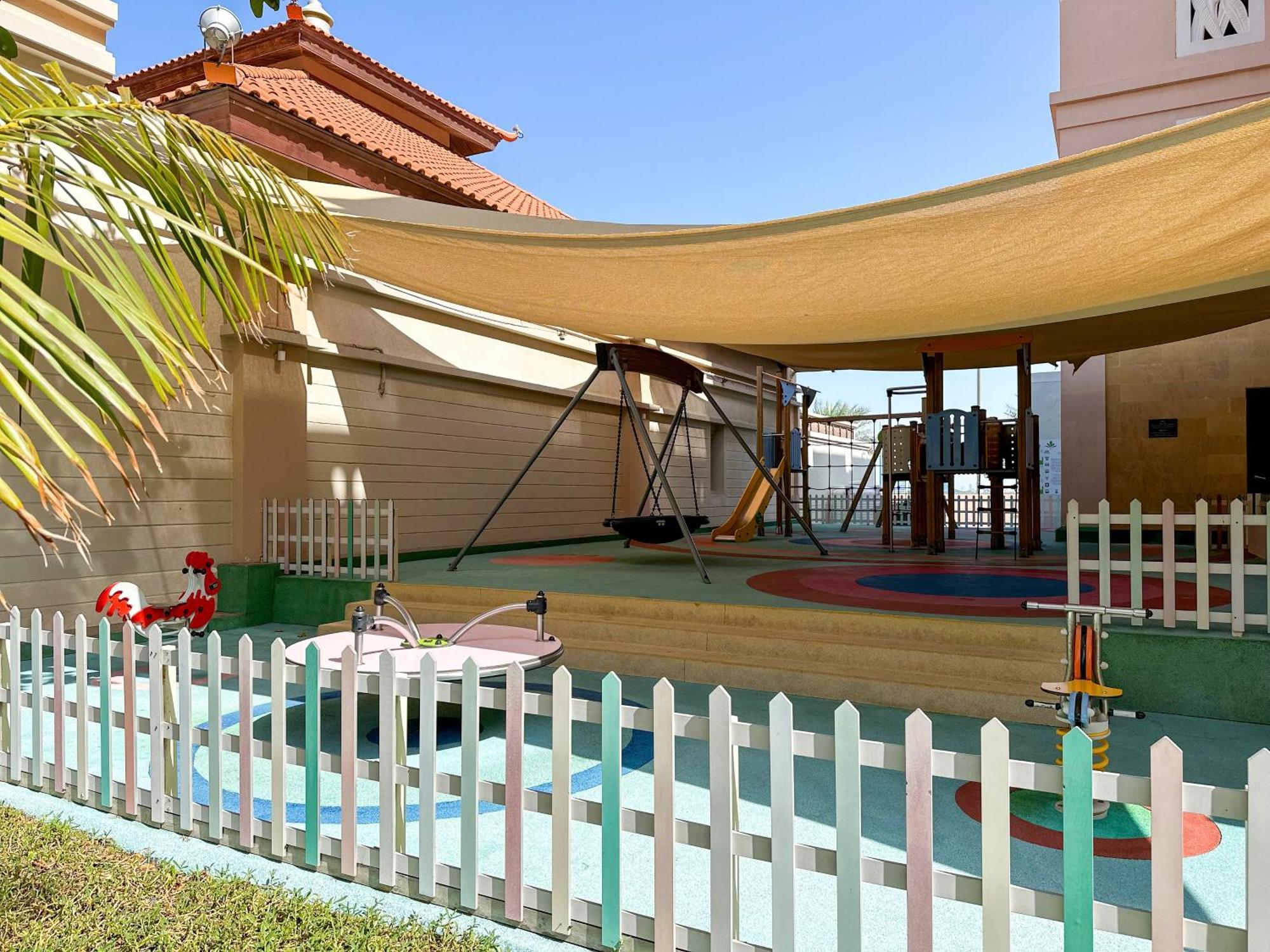 Elegant 1br Full Palm View At 5 Star Apartamento Dubai