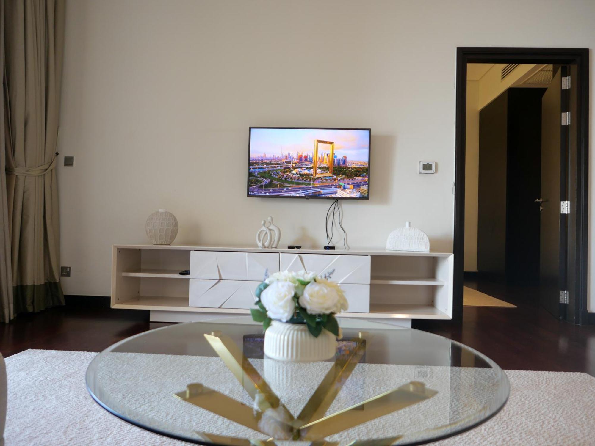 Apartamento Elegant 1br Full Palm View At 5 Star Dubai