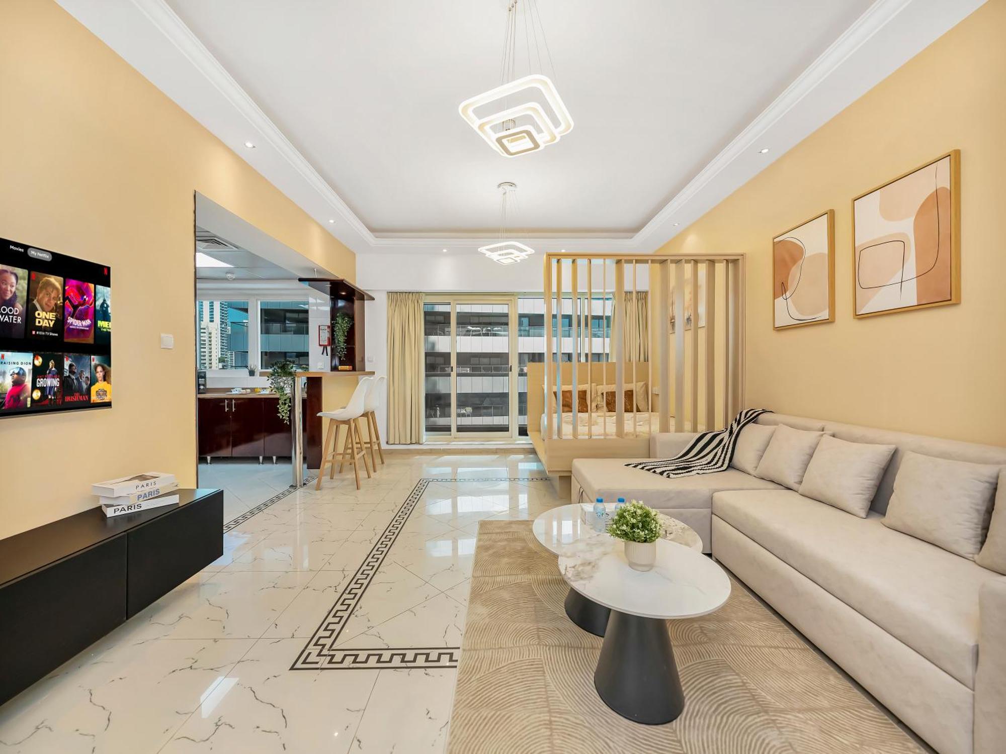 Appartement Spacious Near Metro & In Marina Dubaï