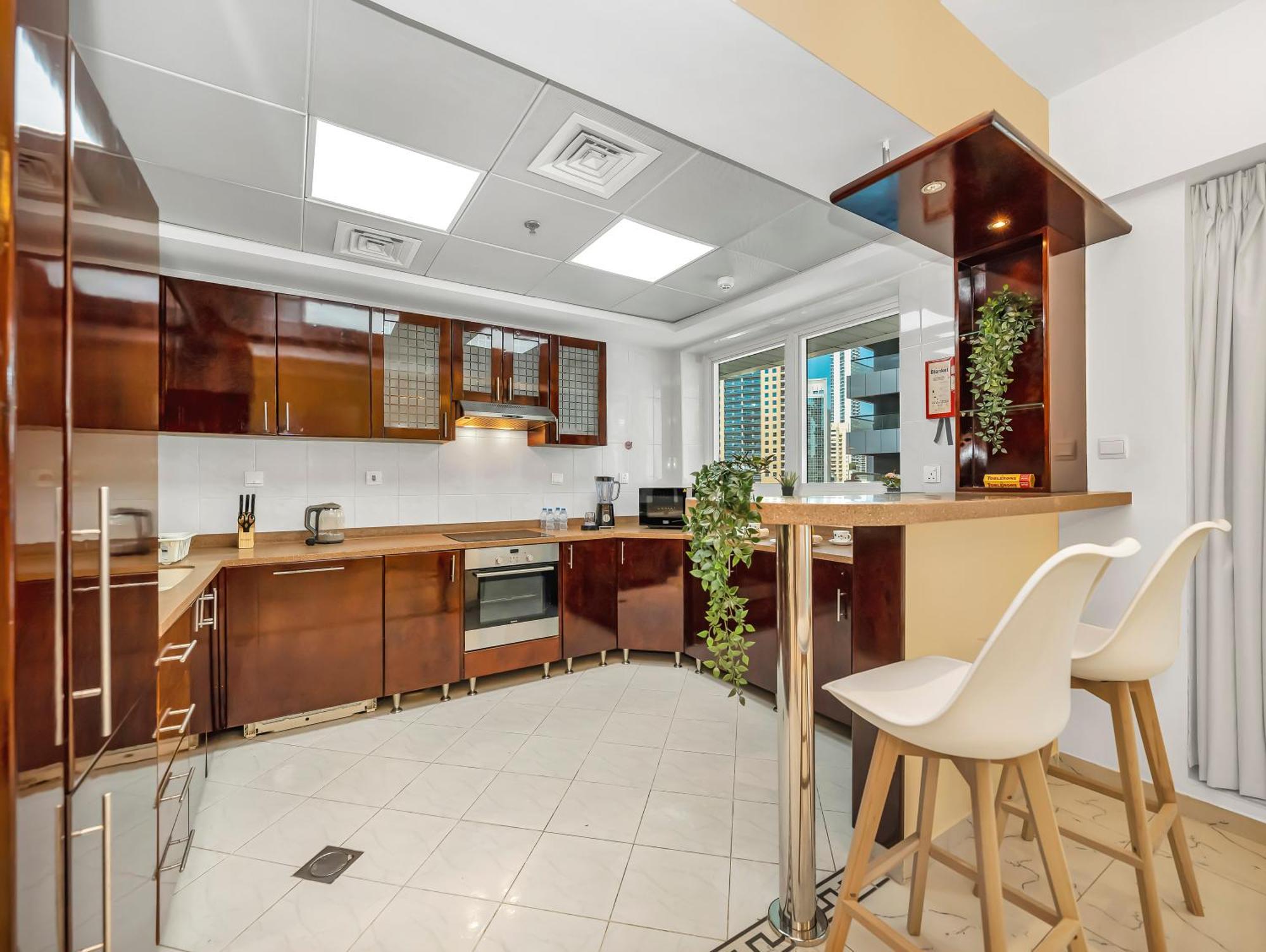Appartement Spacious Near Metro & In Marina