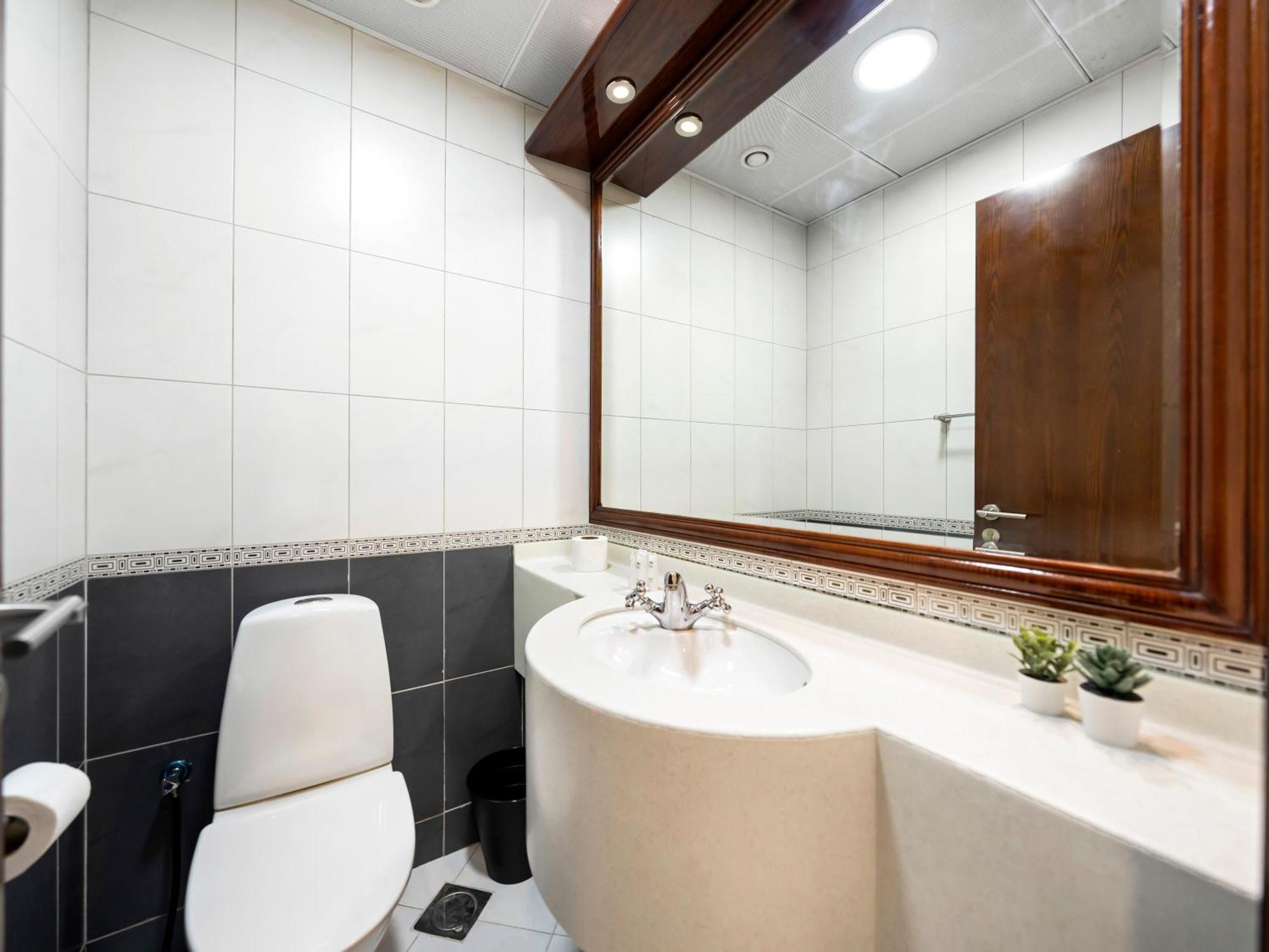 Appartement Spacious Near Metro & In Marina *