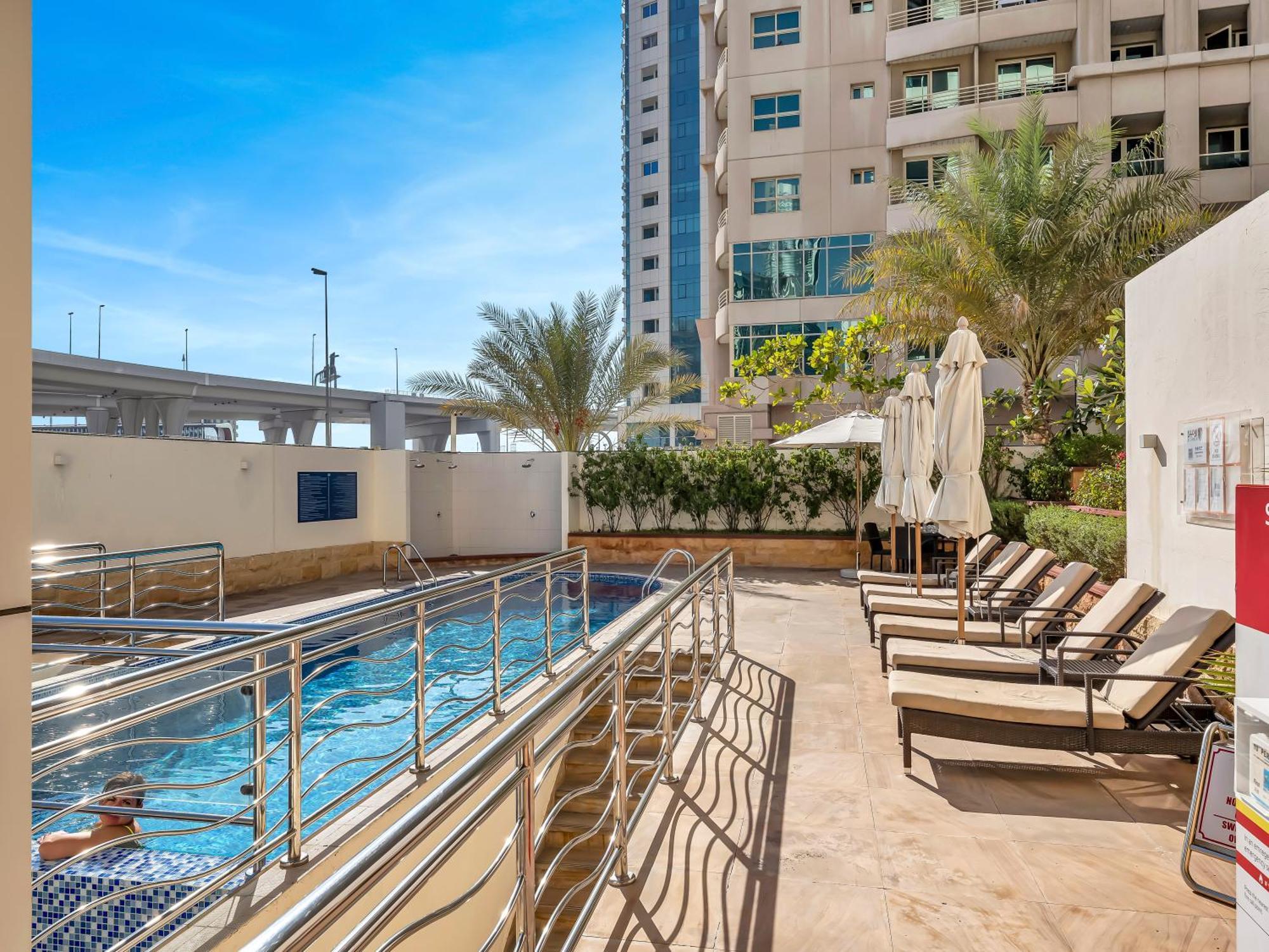 Spacious Near Metro & In Marina Appartement *