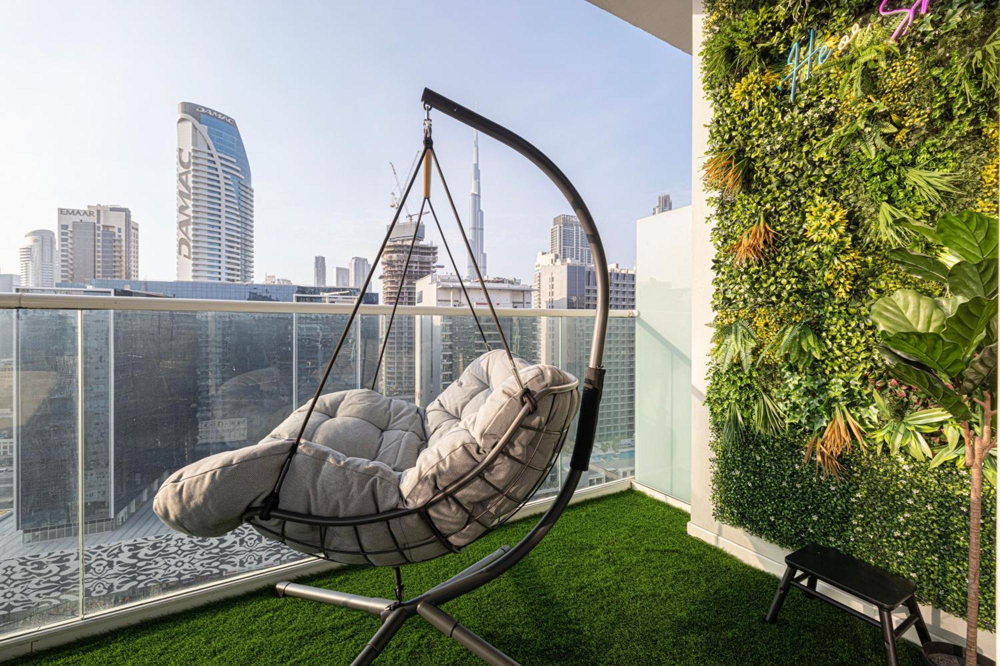 Burj Khalifa View 1 Bedroom With Balcony For Up To 4 Person Apartemen *