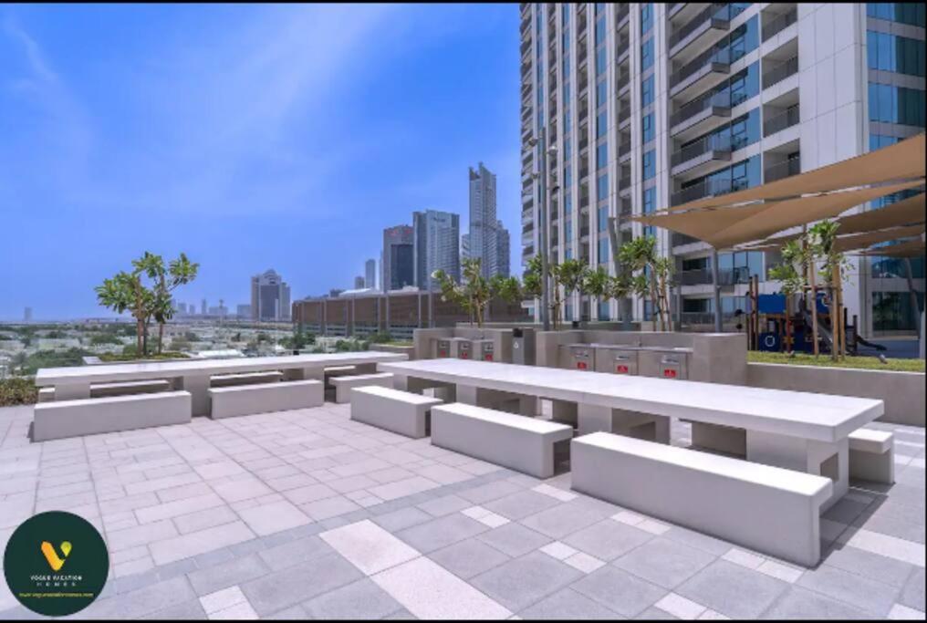 Downtown Views Ii - Vogue One Bedroom With Balcony, Opposite Mall Skybridge Apartamento Dubai