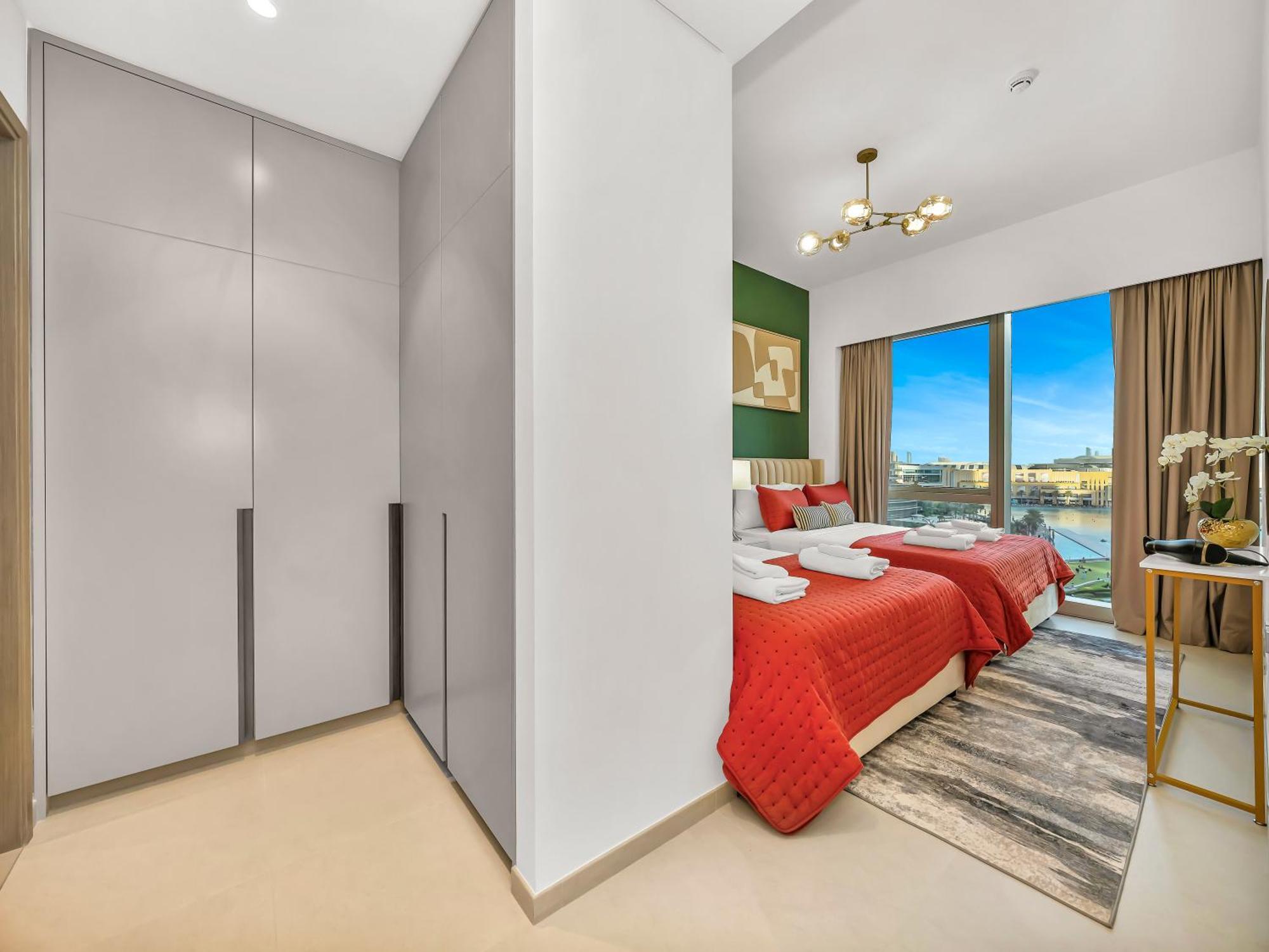 Direct Burj Khalifa & Fountain Views Lux 2br Appartement *