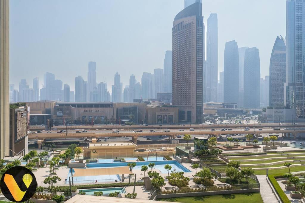 Lägenhet Downtown Views Ii - Vogue Two Bedroom With Balcony And Full Burj Khalifa View