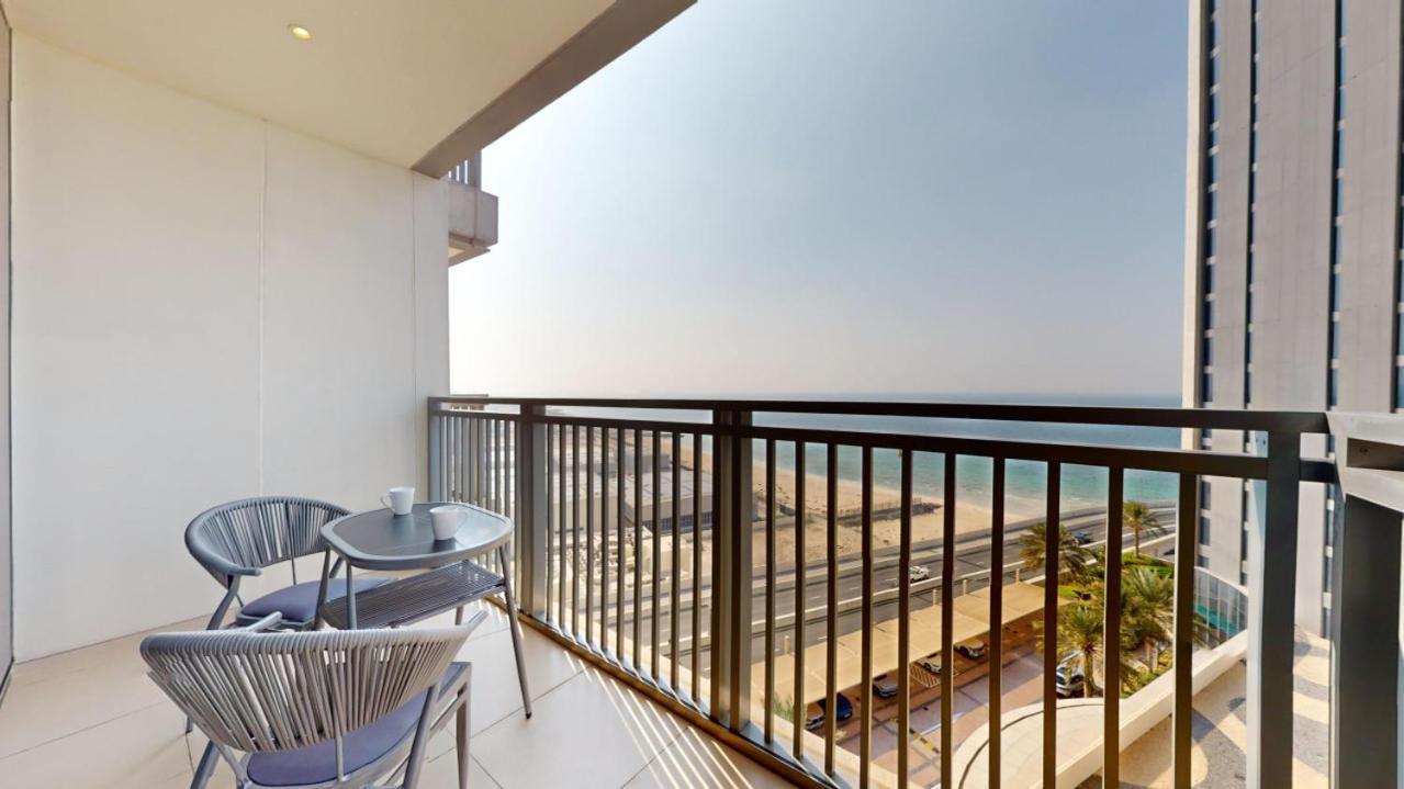5242 Tower - Chic One Bed With Sea And Marina Views Dubaï