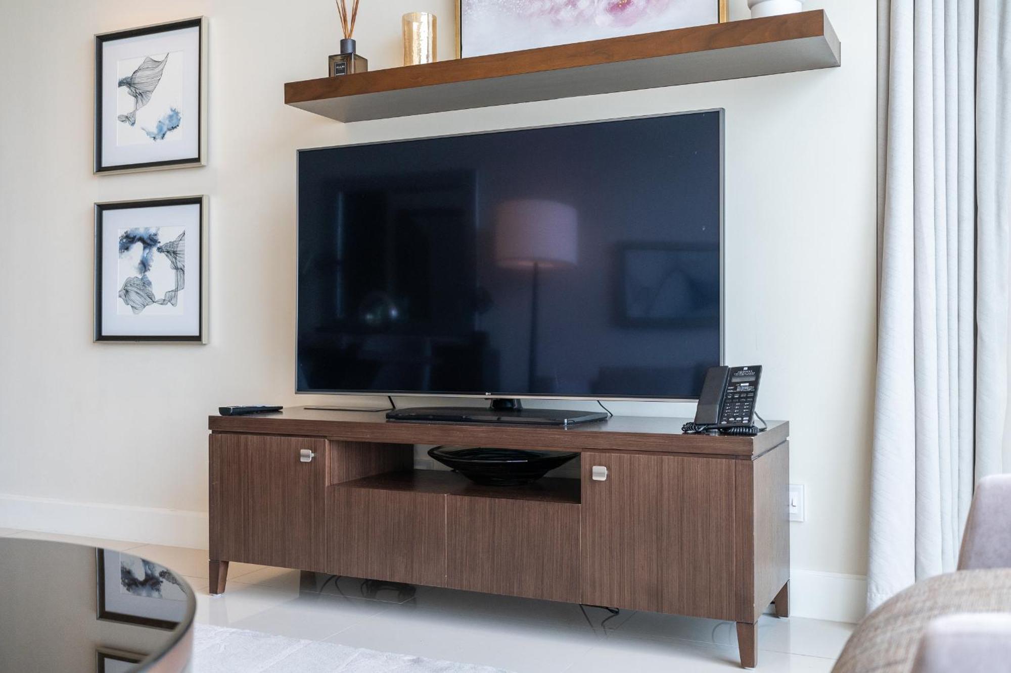 New Listing - Serviced & Amenities Apartemen *