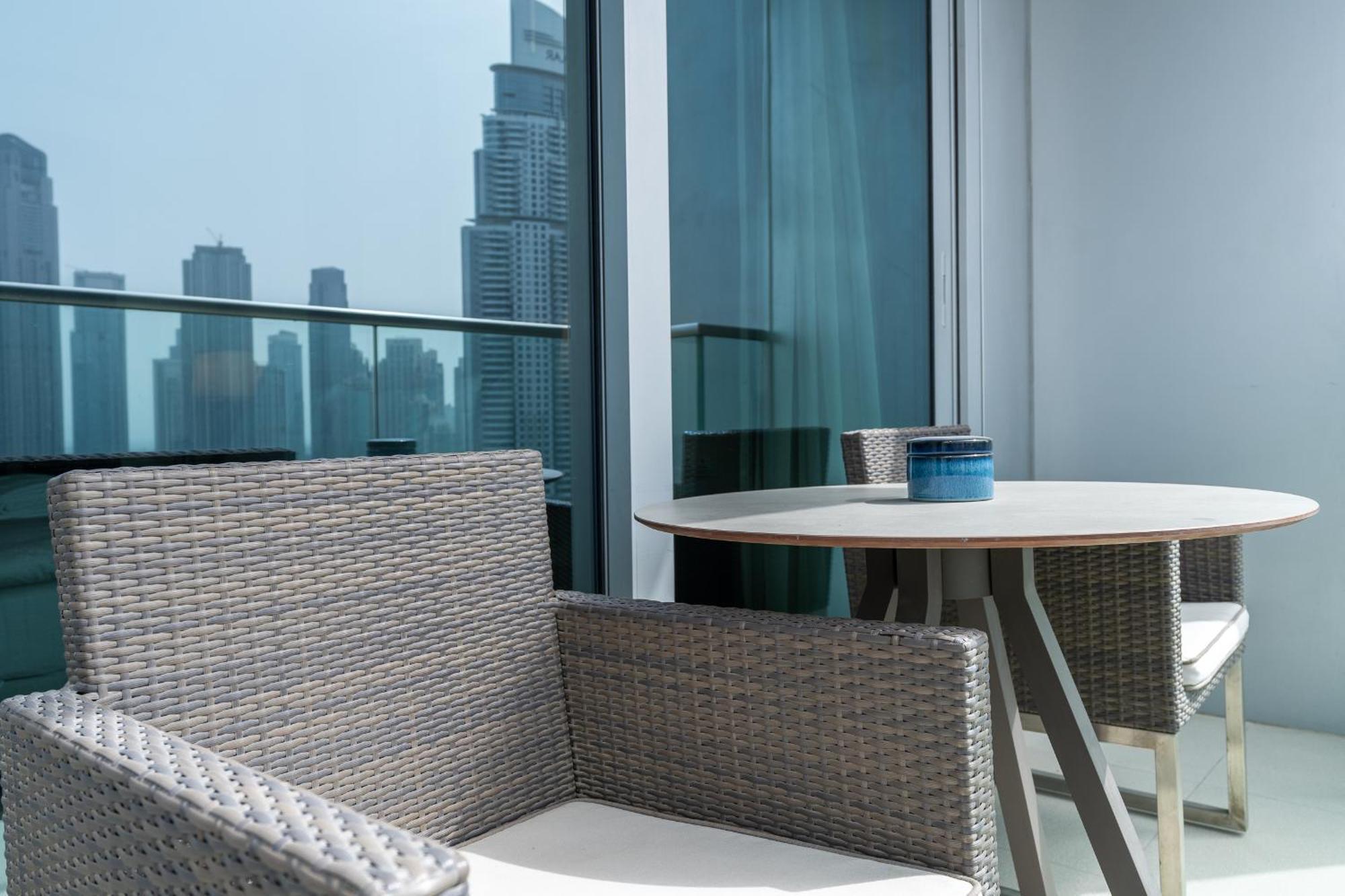 Apartemen New Listing - Serviced & Amenities *