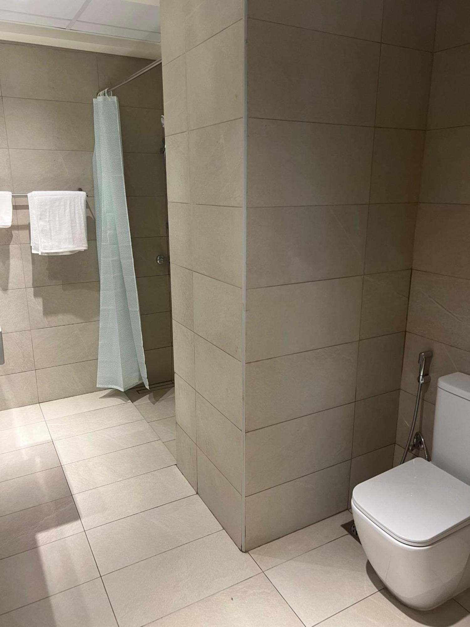Special Offer One Bedroom At Azizi Riviera Dubái