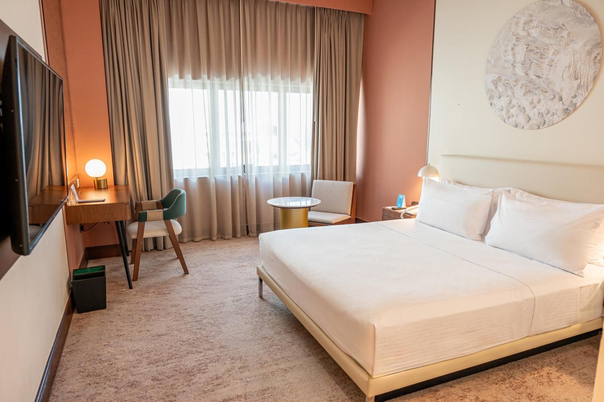 Majestic Cove - Formerly Le Meridien Fairway Hotell Dubai