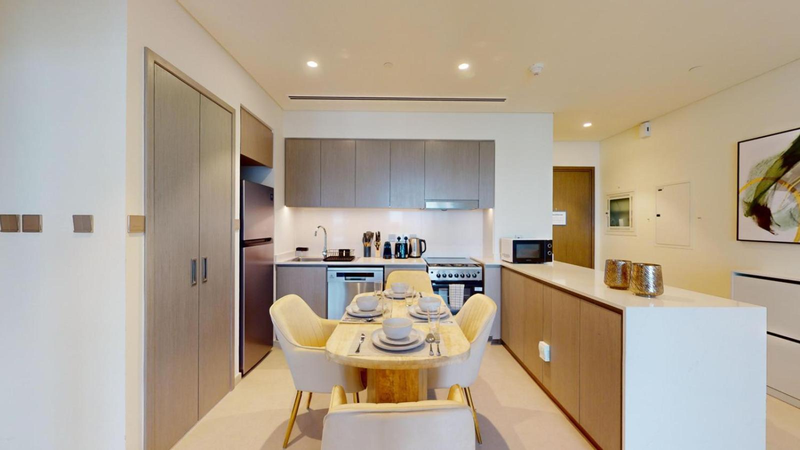 Grande - Contemporary One Bedroom