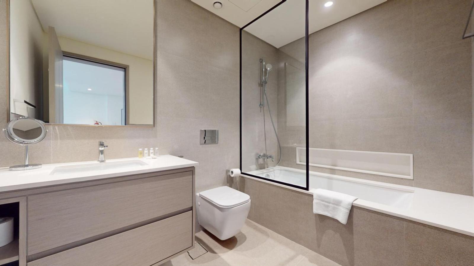 Grande - Contemporary One Bedroom * Dubaï