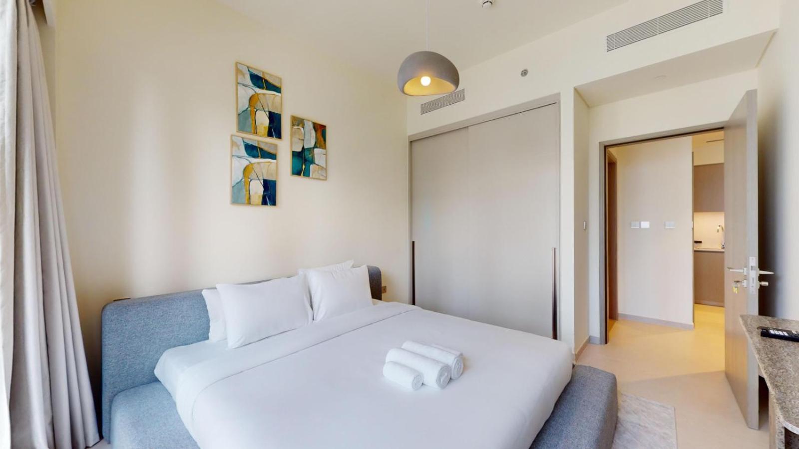 Grande - Contemporary One Bedroom Dubaï