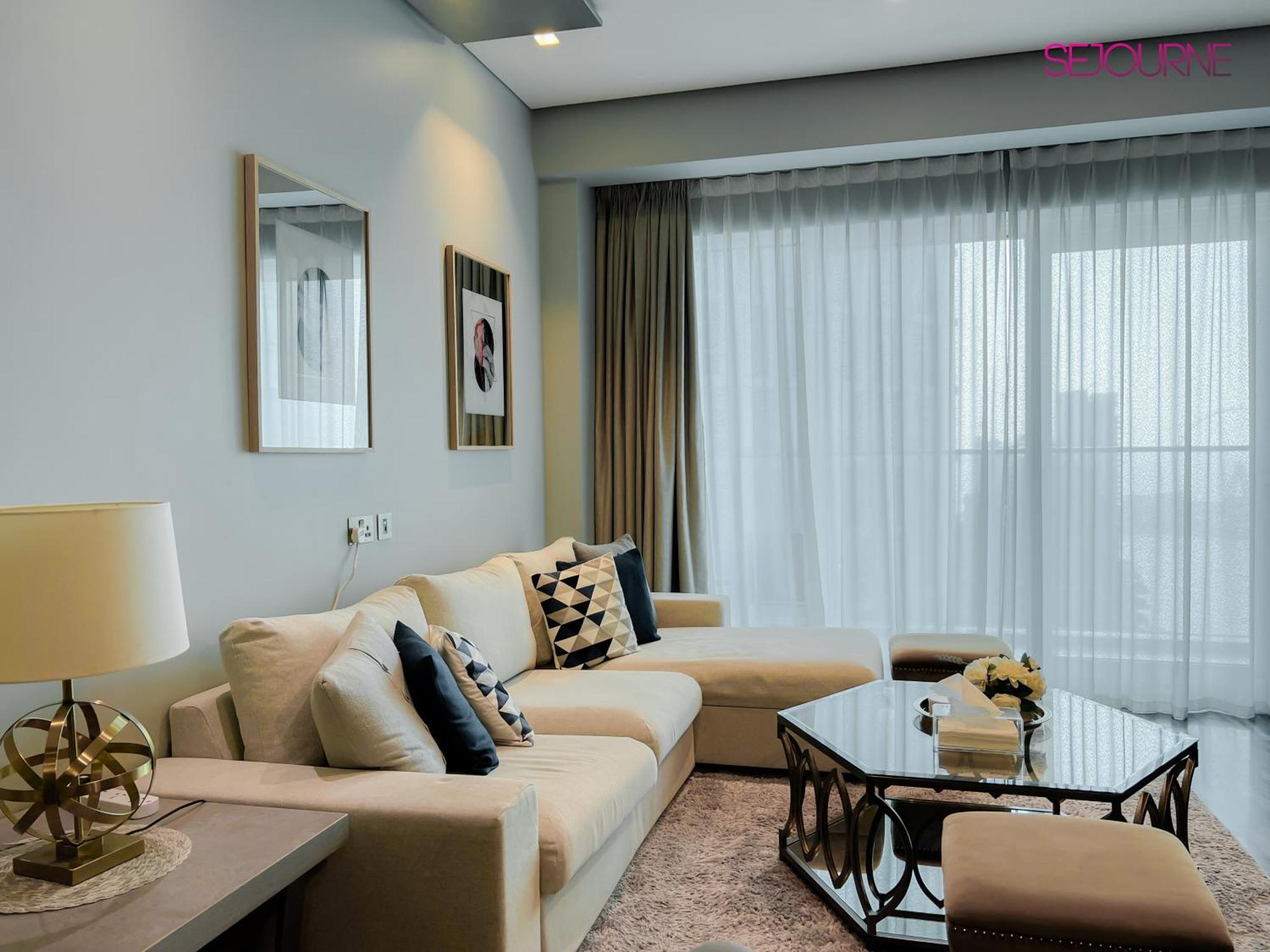 Dh58 - High End 1br, Palm Views In Damac Heights Tower Apartment *