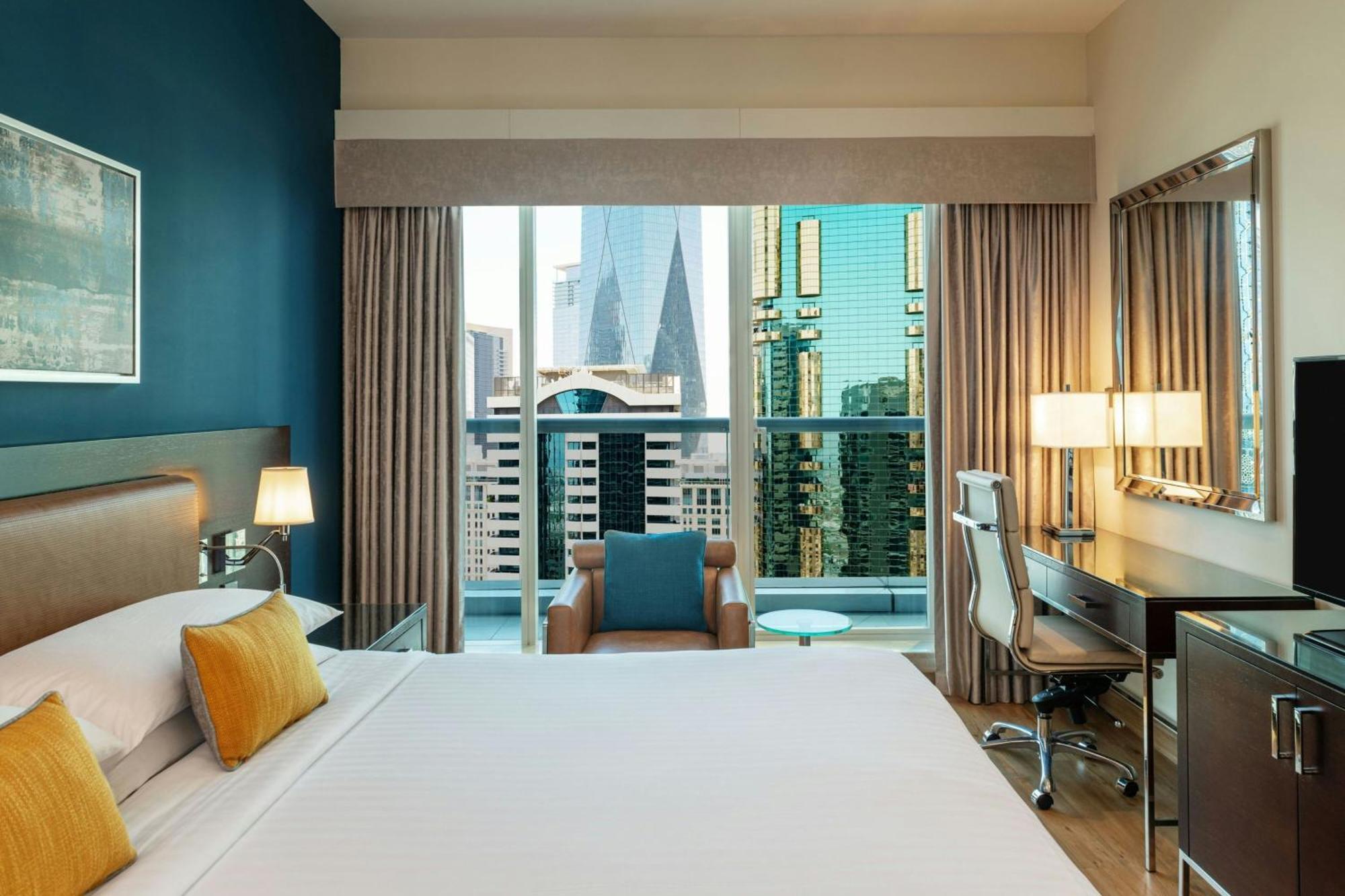 Four Points By Sheraton Sheikh Zayed Road 4* Dubai