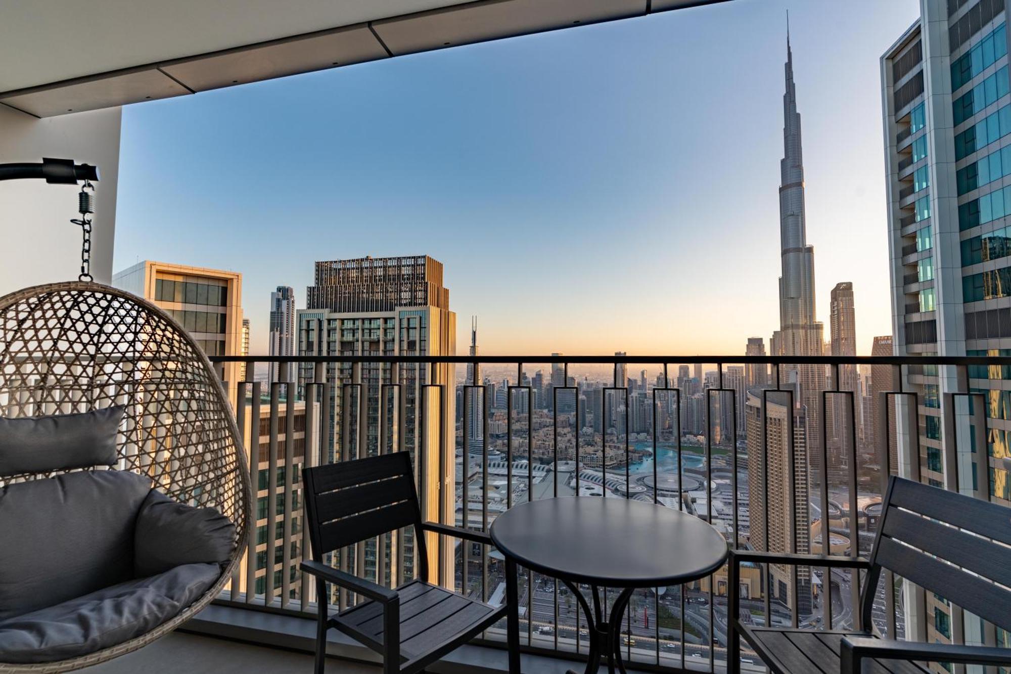 Apartamento Burj Khalifa & Dancing Fountain View, 54th Floor & Mall Access