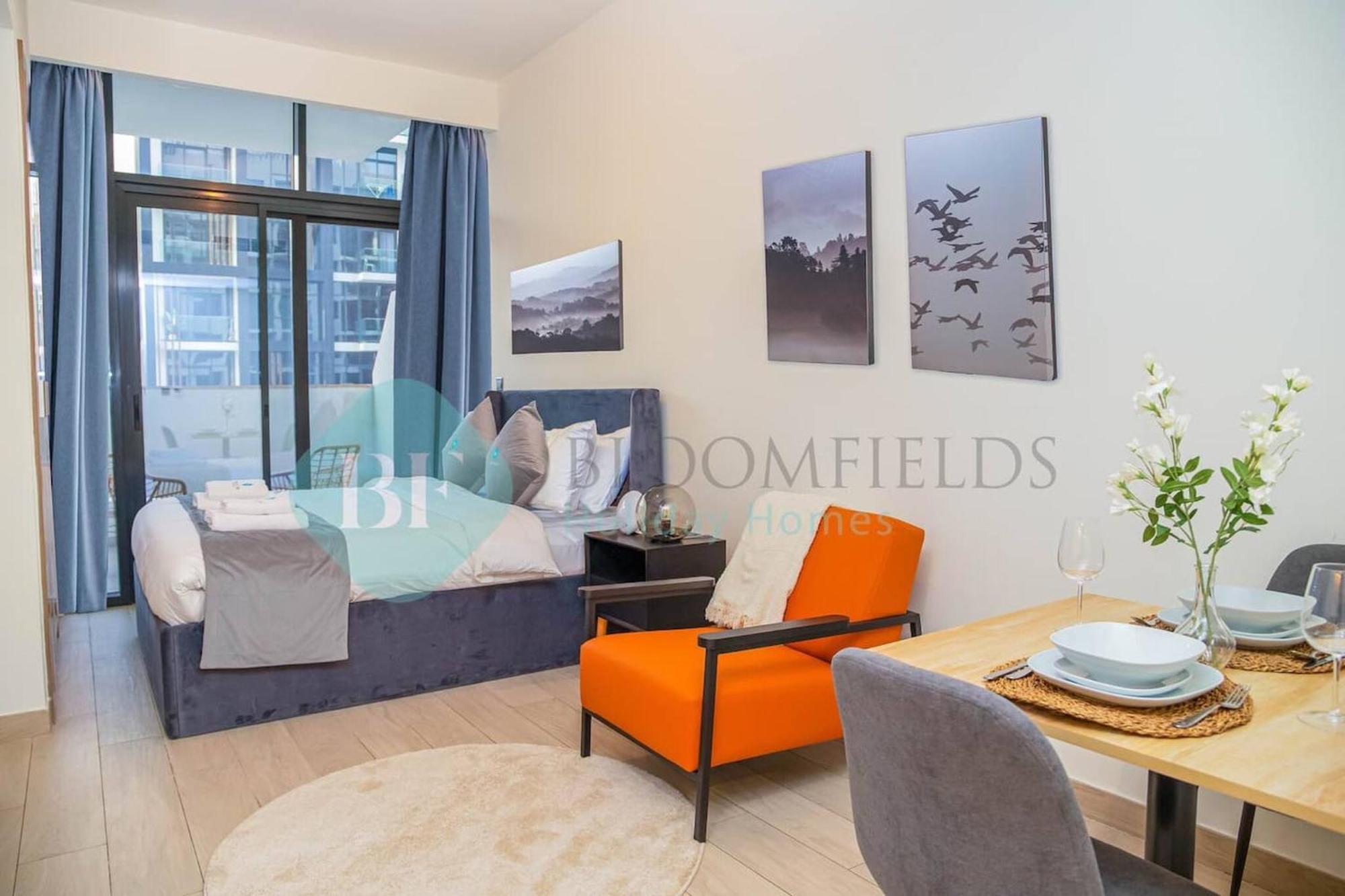 Bloomfields Cozy Stu Azizi Riviera Meydan