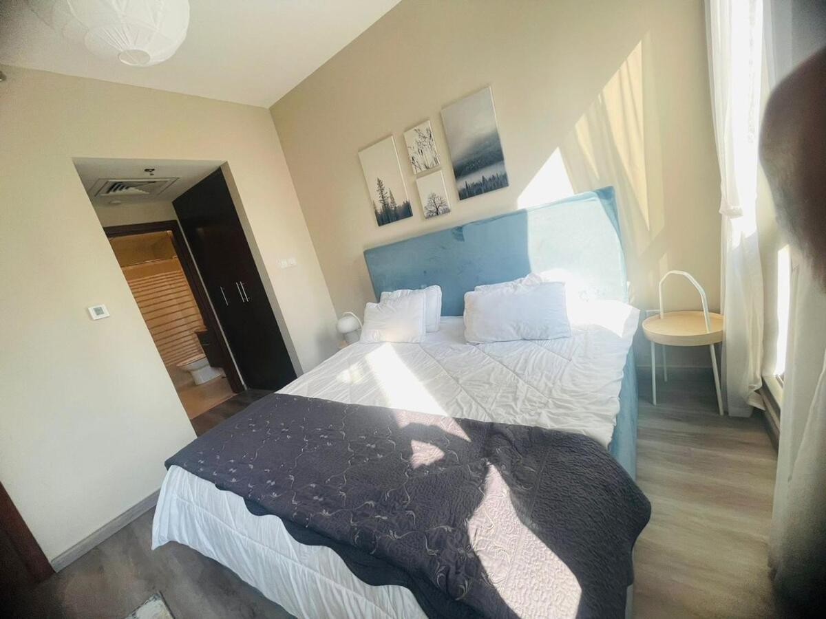 Amazing 1br In Downtown, View Burj Khalifa Apartment Dubai