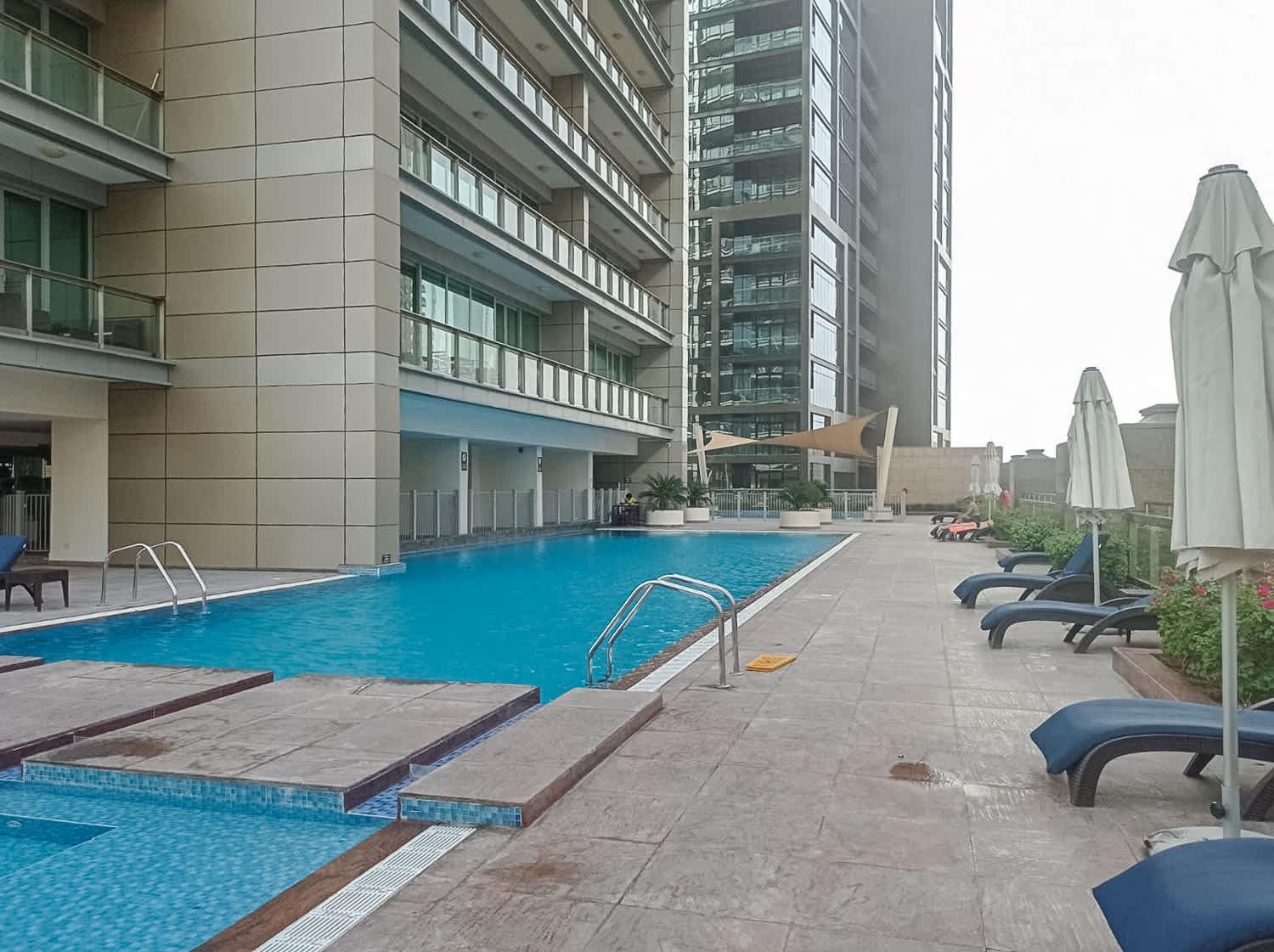 Relaxing 1-bedroom With Stunning View Of A Skyline In Downtown