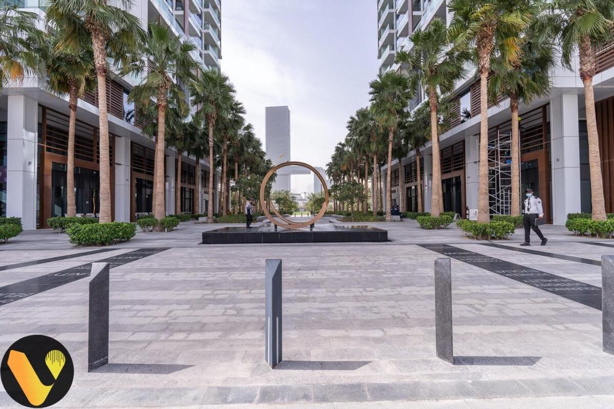 Apartament Vogue Al Wasl 1 West 33rd Floor With Sea View , Prime Location Walkable To Metro, Easy Access To Sheikh Zayed Road & World Trade Centre