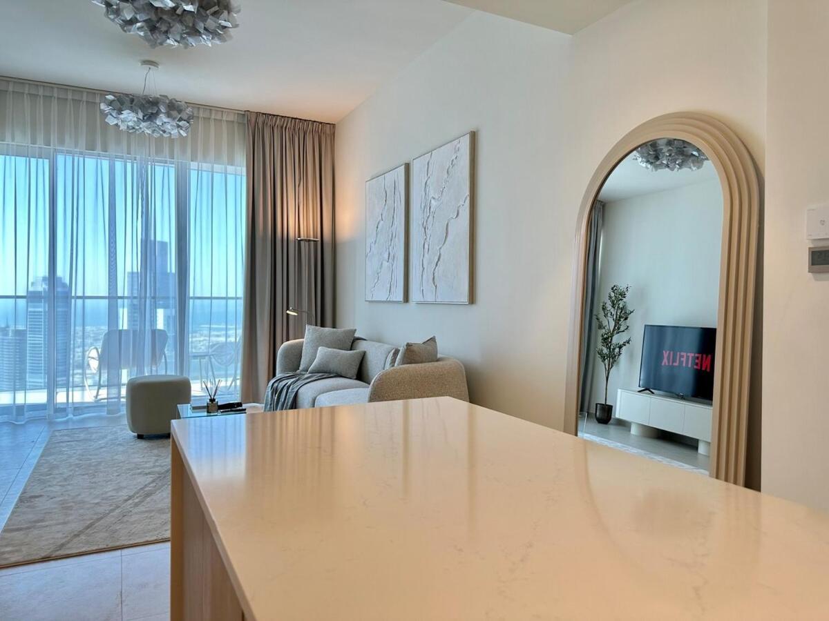 Apartment Dar Vacation -stylish And Modern 1bdr, Near Burj Khalifa