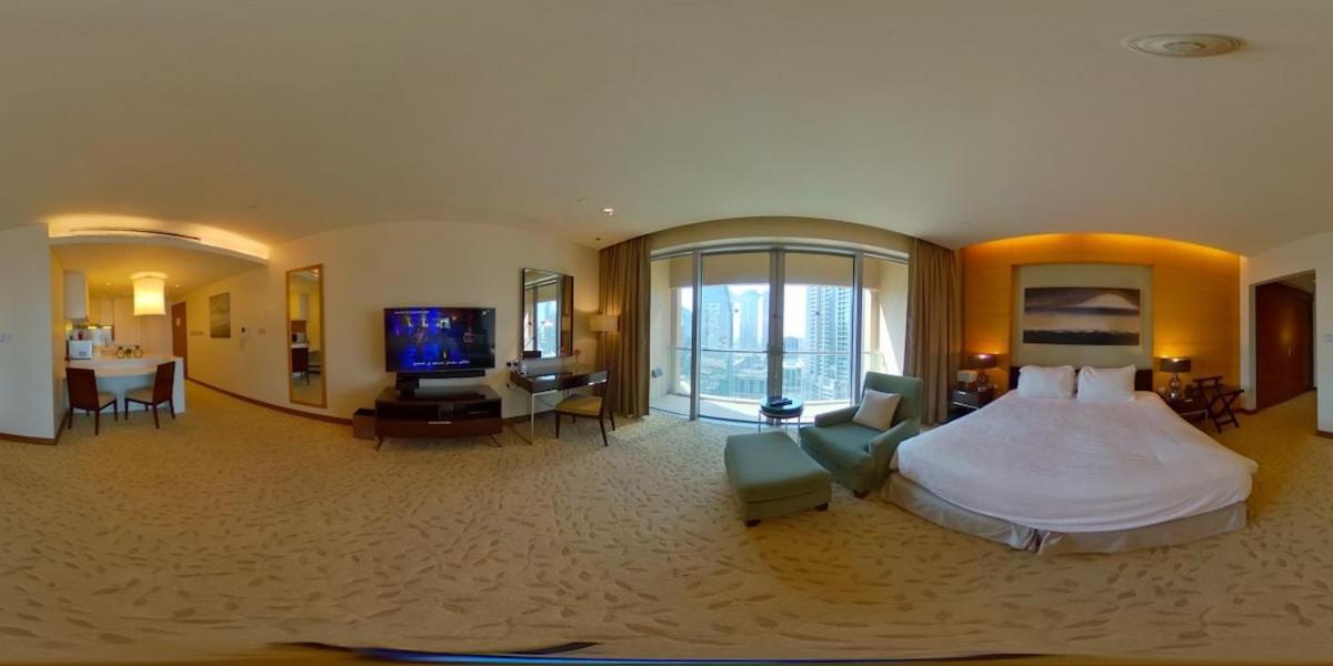 Appartement Partial Burjkhalifa View From Balcony In Mall-studio King Bed *