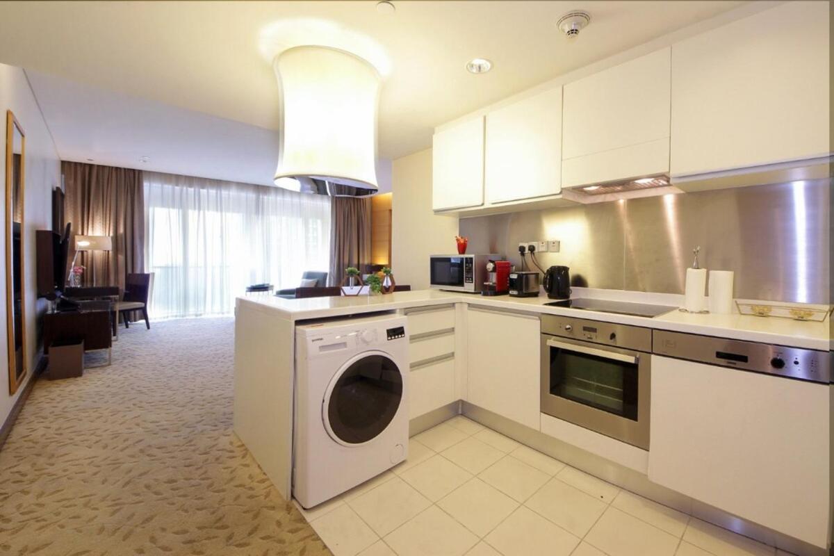 Partial Burjkhalifa View From Balcony In Mall-studio King Bed Appartement *