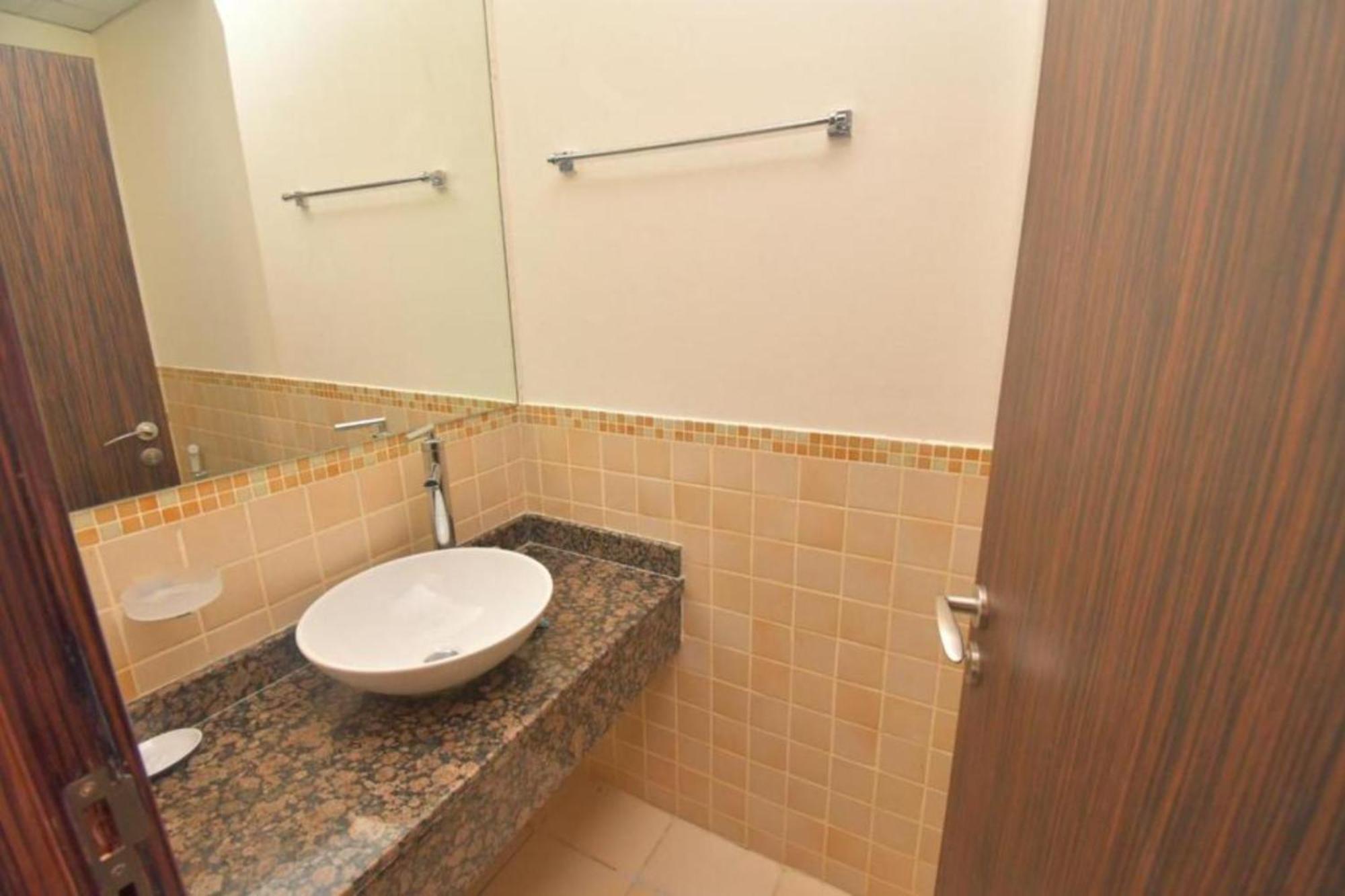 3-bedroom In Jbr, Shams 1 Apartment Dubai
