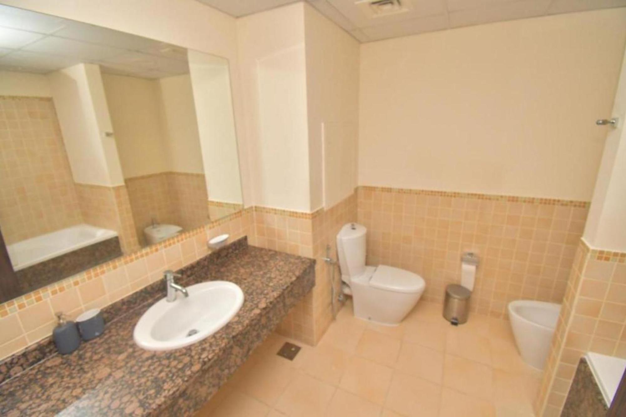 Apartment 3-bedroom In Jbr, Shams 1 *
