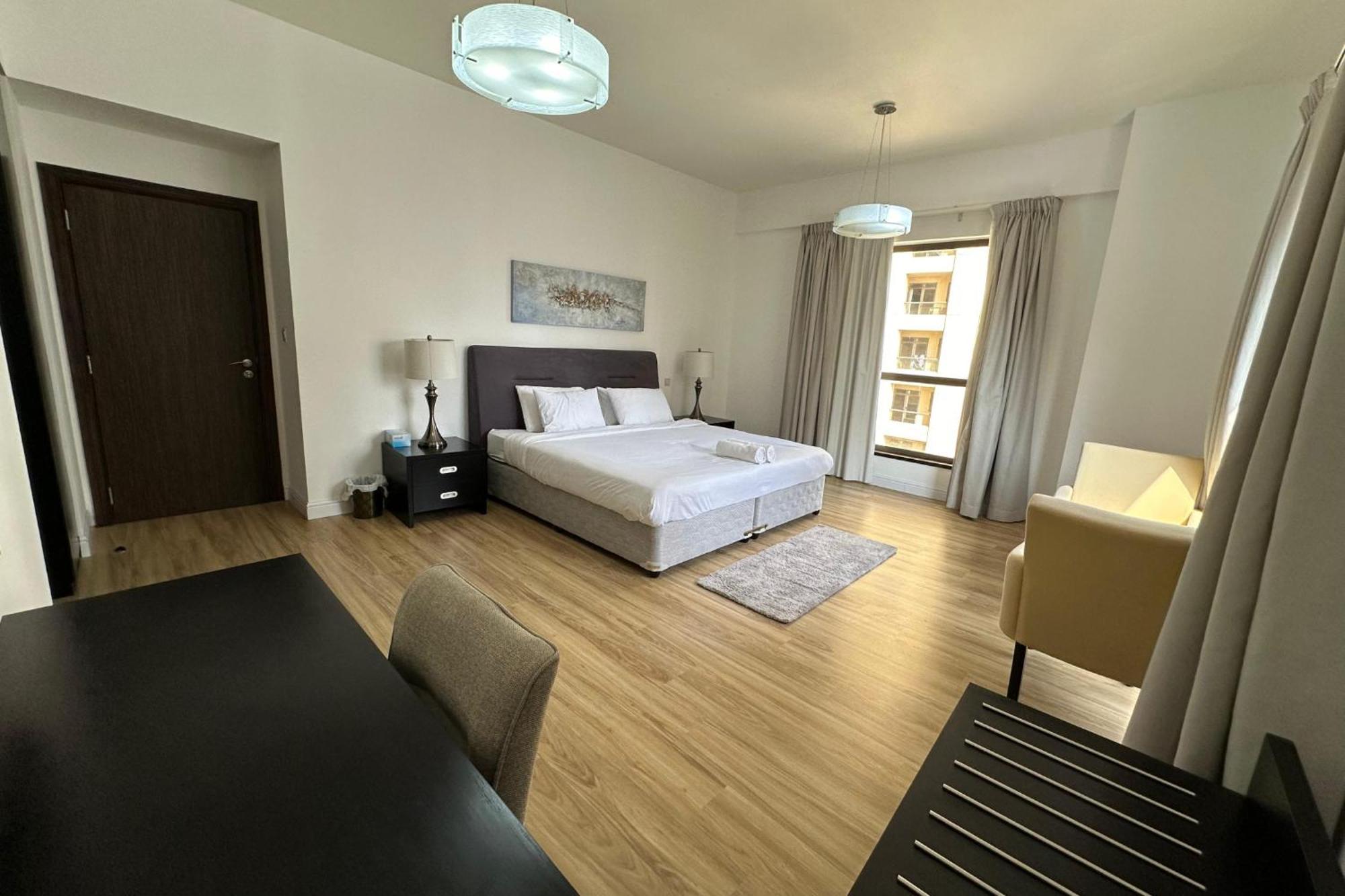 Apartment 3-bedroom In Jbr, Shams 1 *