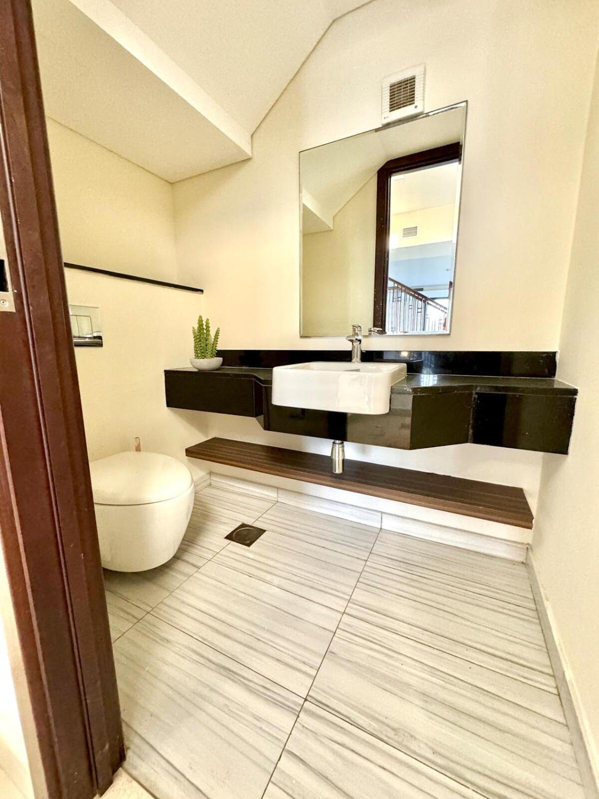 3br Ensuite In Motor - Shamsgetaways *