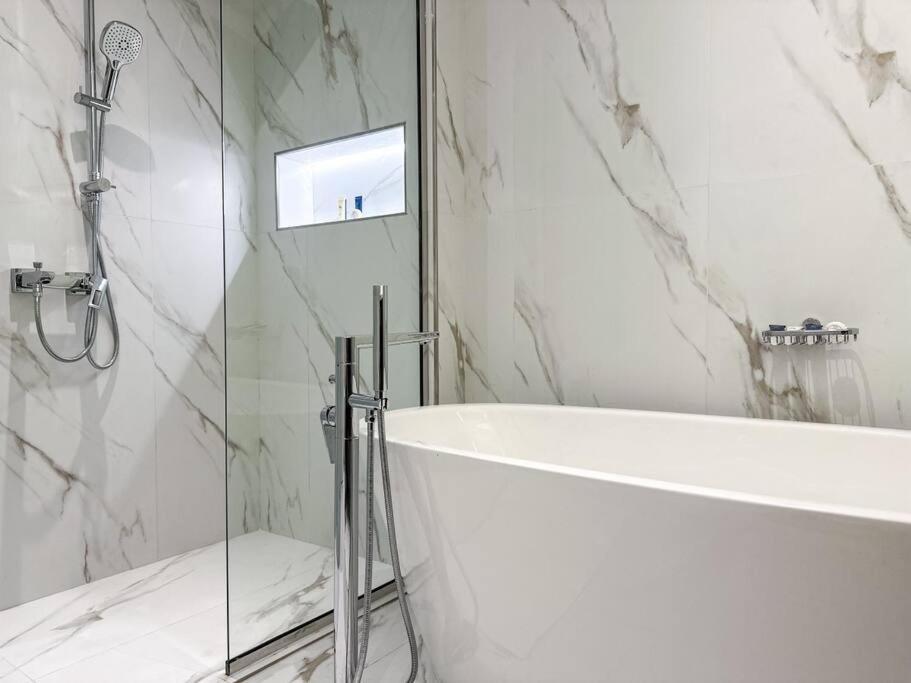 Fantastic Flat In Tiararesidence Appartement