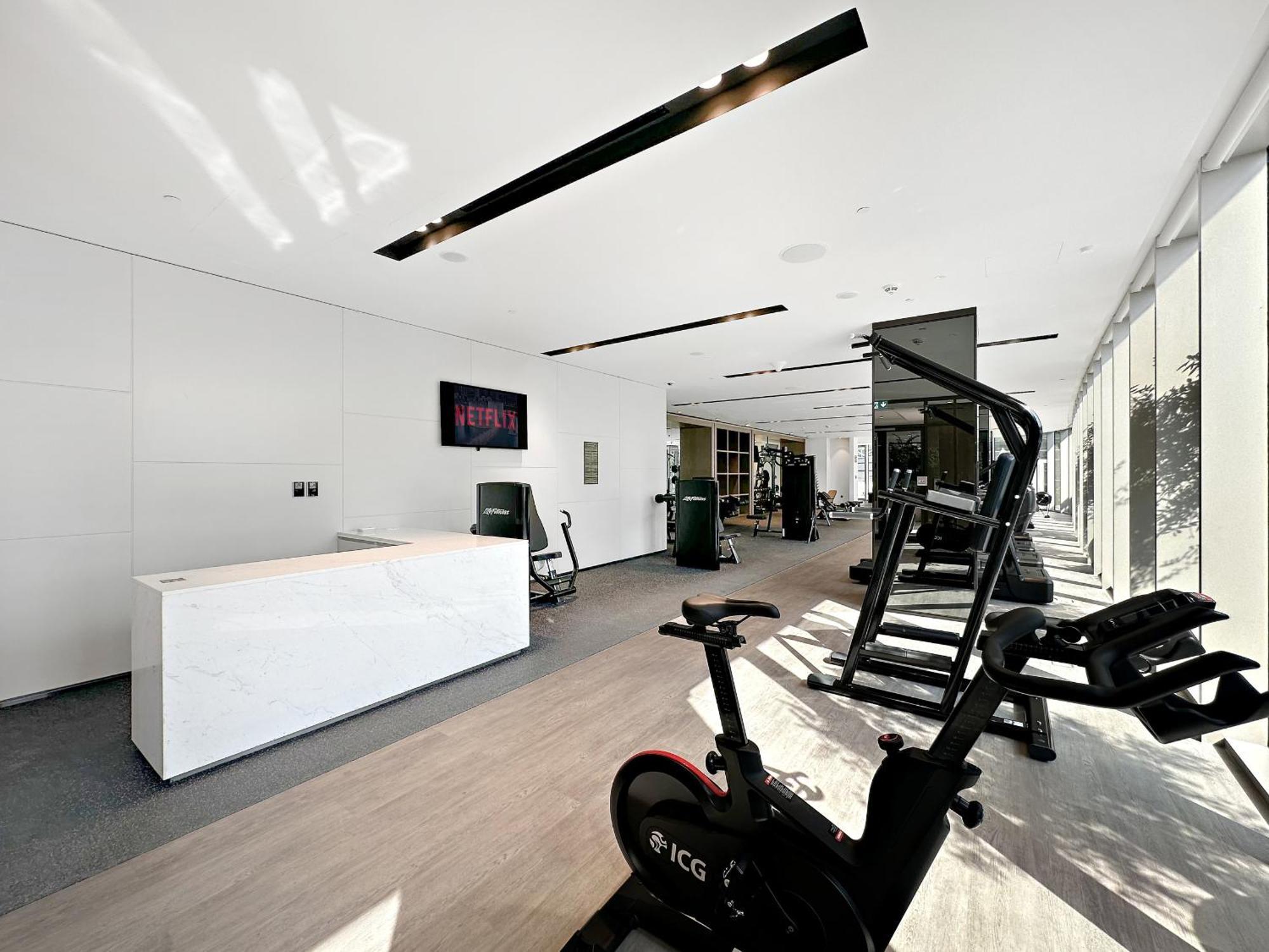 Vayk - Refined & Trendy 1-bedroom In Downtown Appartement
