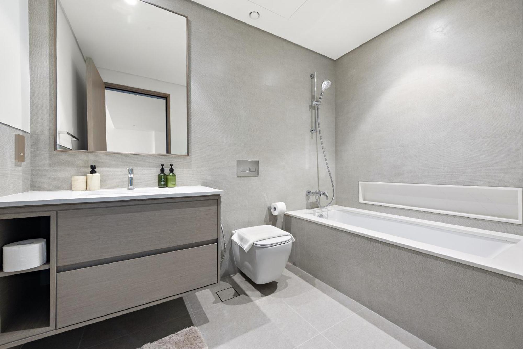 Vayk - Refined & Trendy 1-bedroom In Downtown *