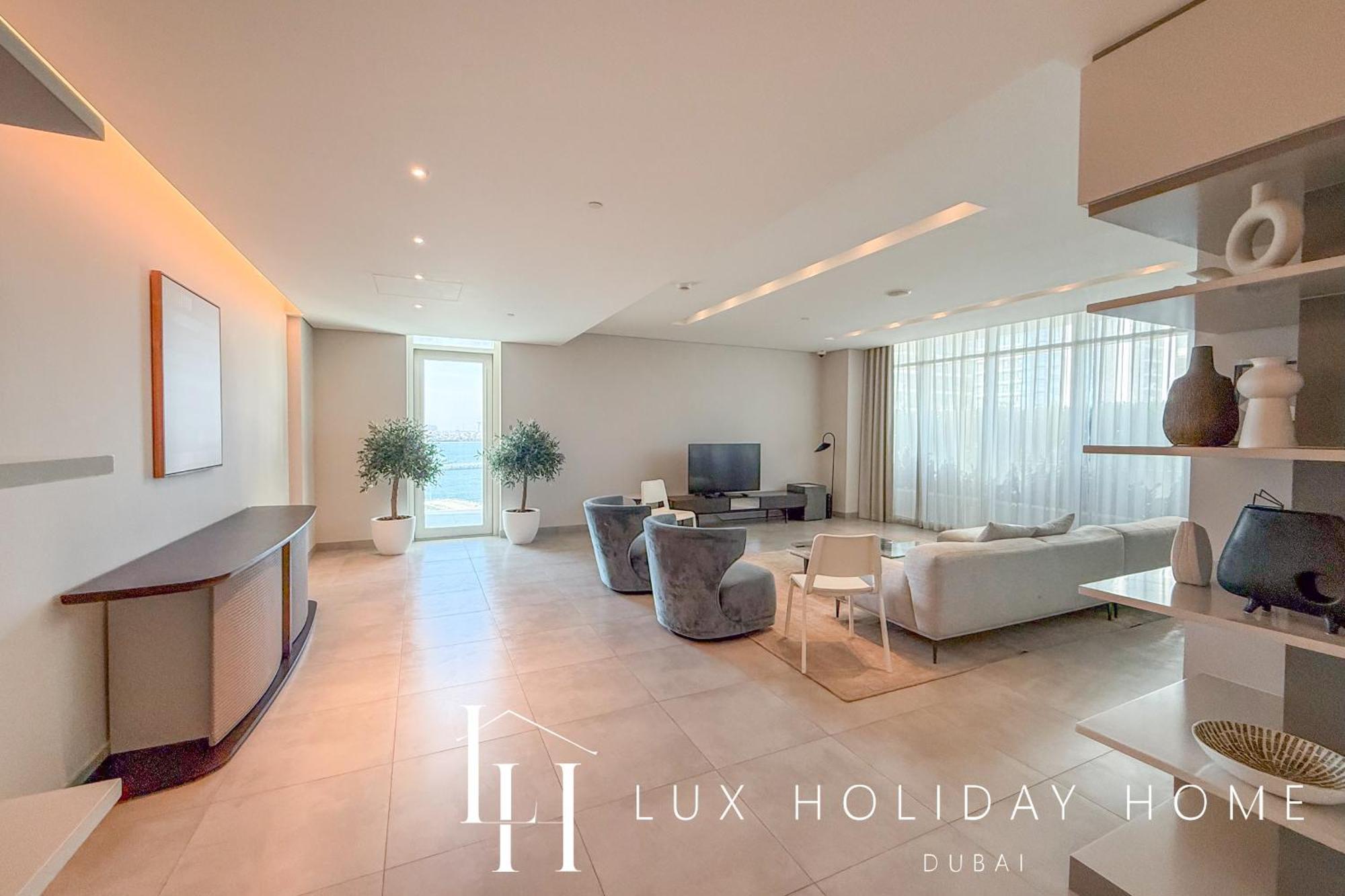 Lux The Luxury Sunrise Beachfront 1 * Dubai