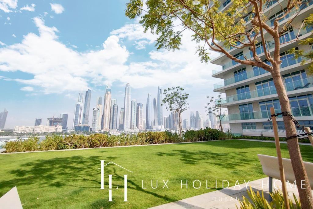 Lux The Luxury Sunrise Beachfront 1 Apartment Dubai