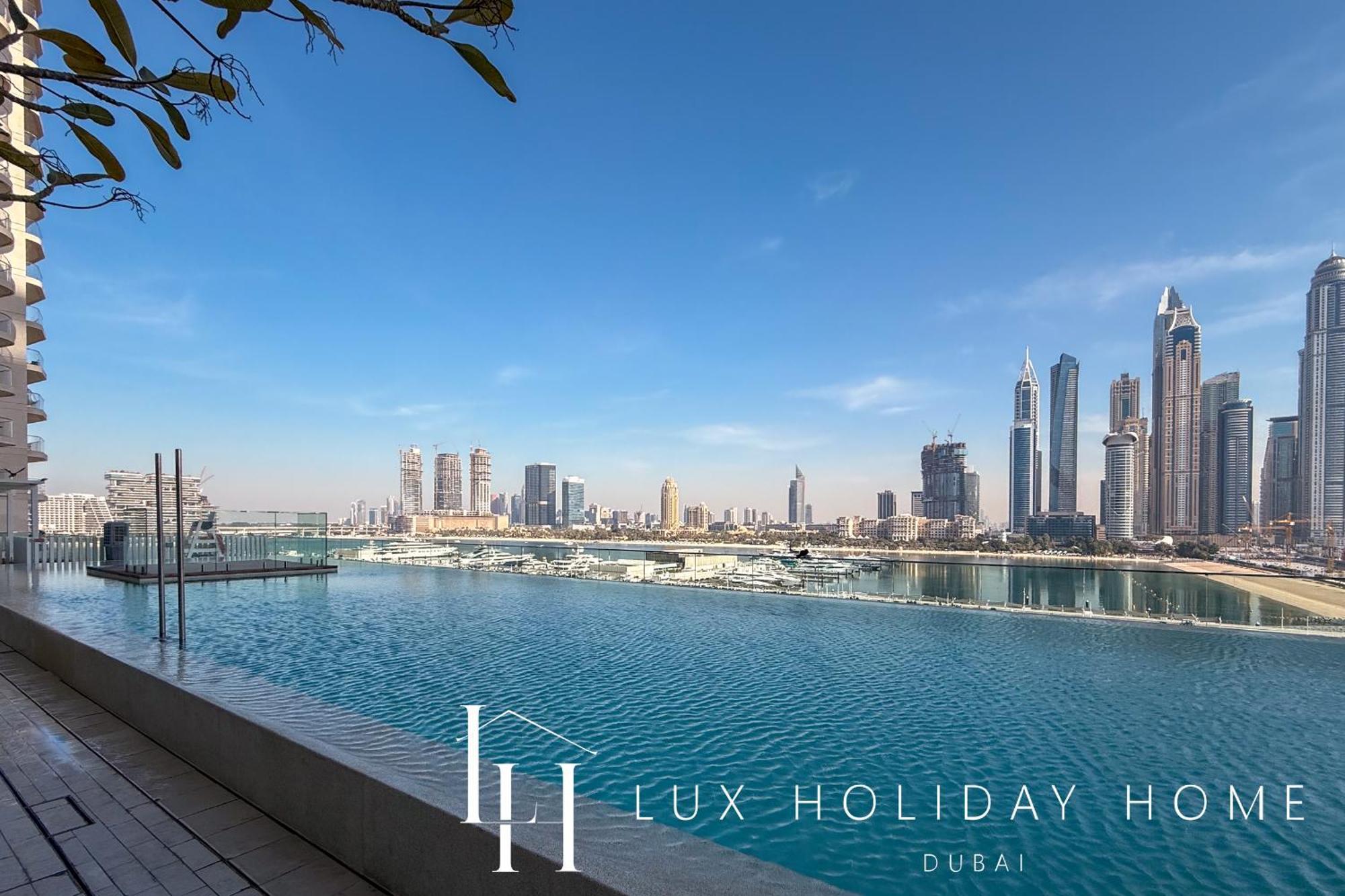 Lux The Luxury Sunrise Beachfront 1 * Dubai
