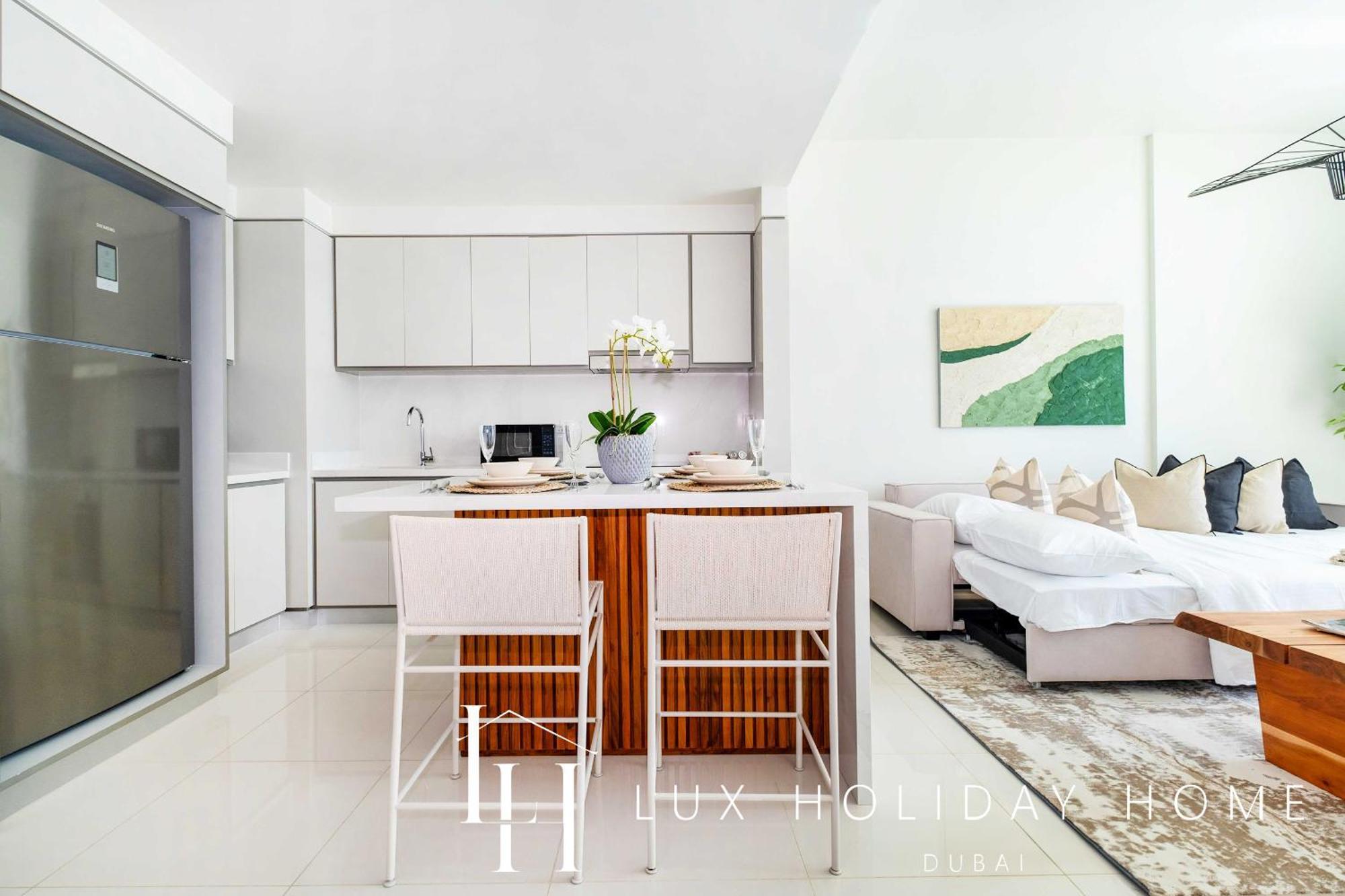 Lux The Luxury Sunrise Beachfront 1 Apartment