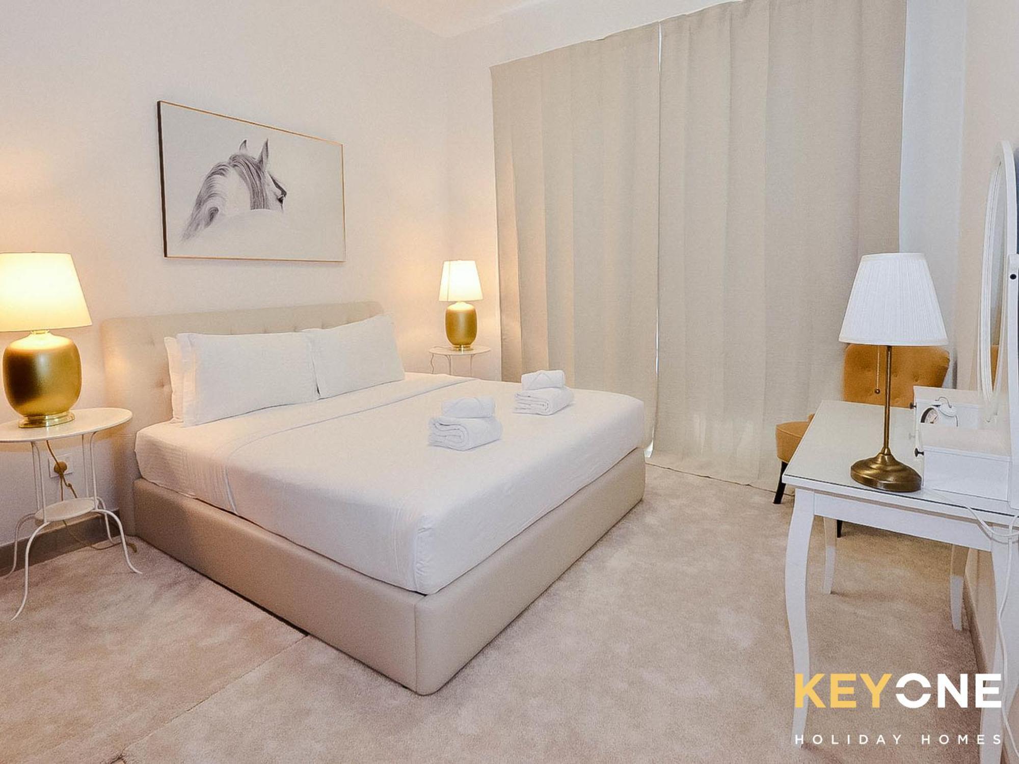 Lejlighed Sophisticated One Bedroom With Full Marina View Dubai
