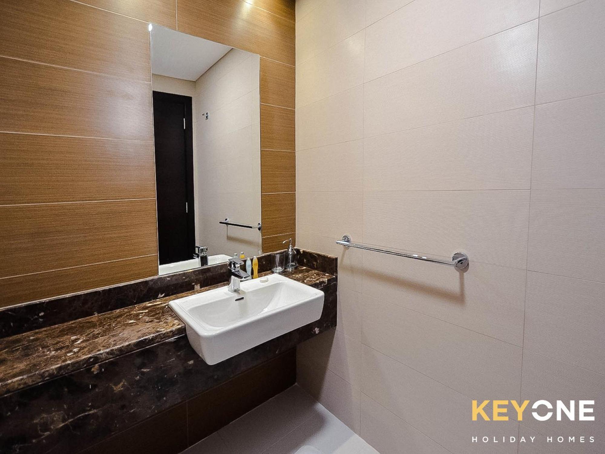 Lejlighed Sophisticated One Bedroom With Full Marina View Dubai