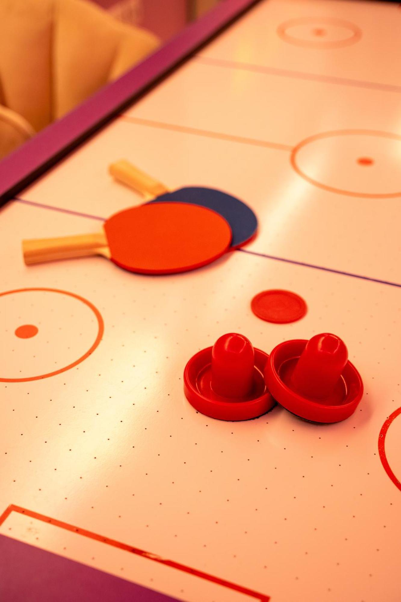 Appartement Capsule Flora Business Bay View Burj Khalifa-pool Table-game Arcade-projector-playstation 5 *