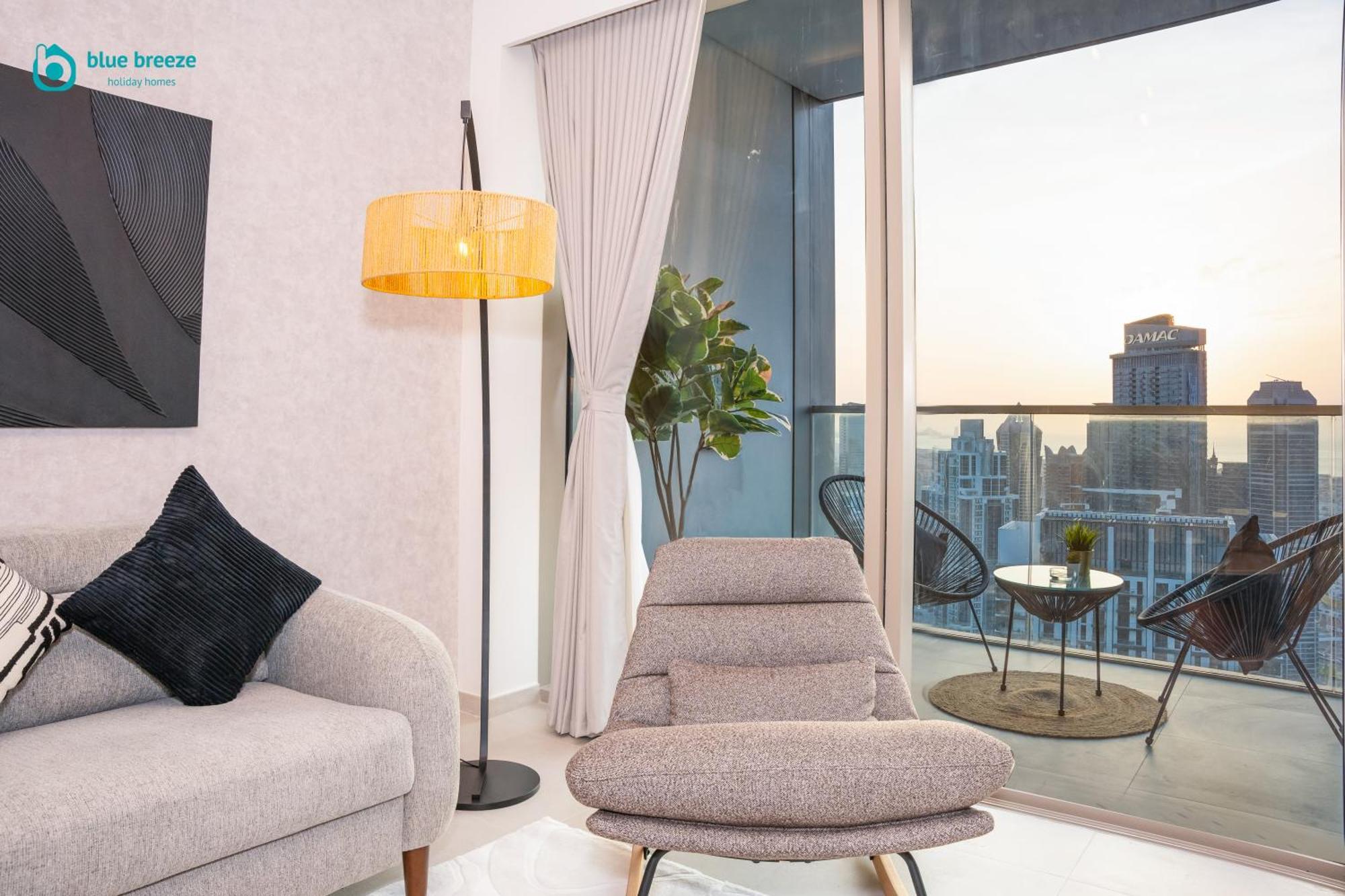 Blue Breeze - Luxury In Downtown Apartament