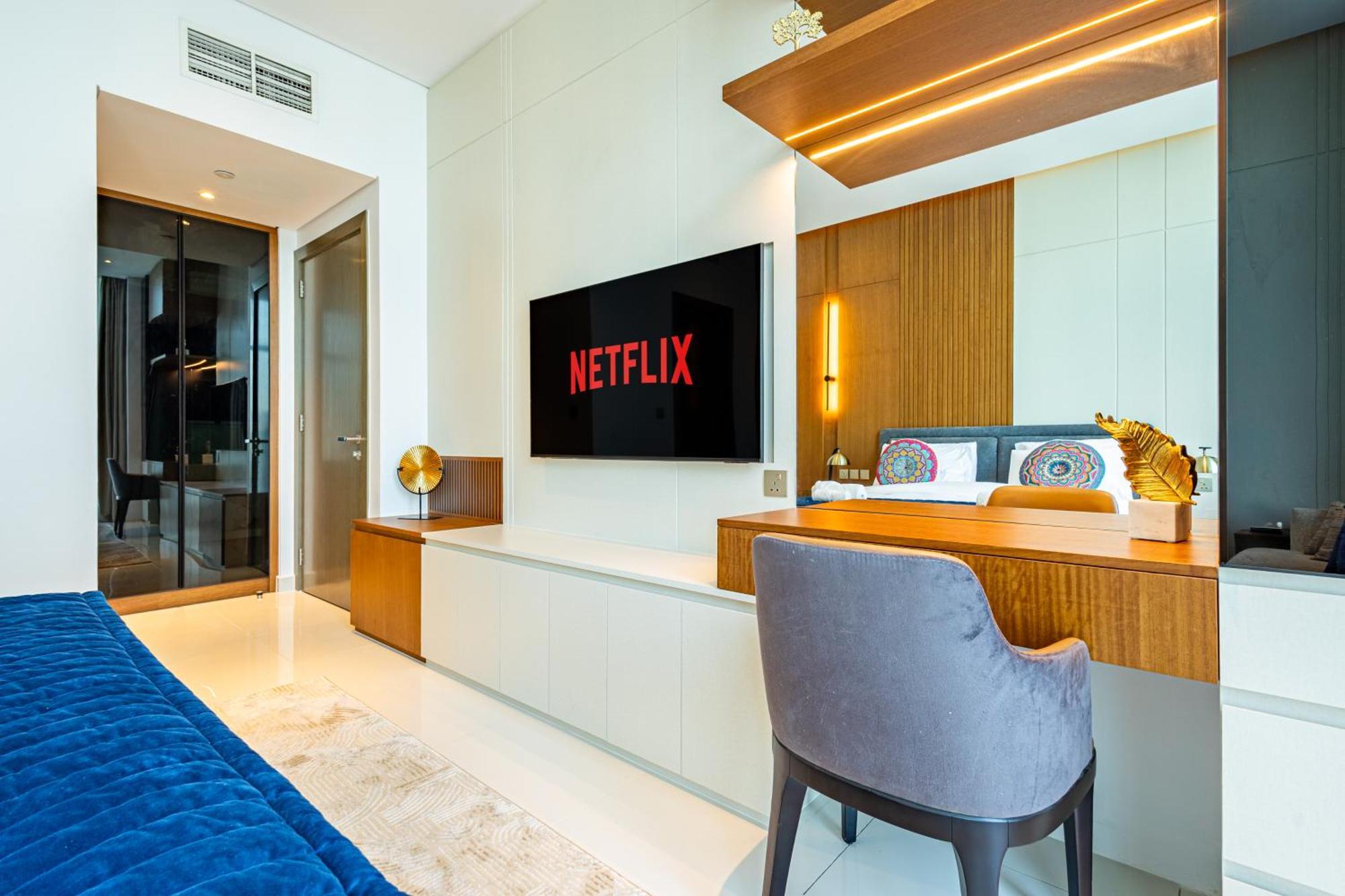 Deluxe One-bedroom In Business Bay With Burj Khalifa And Canal View * Dubái