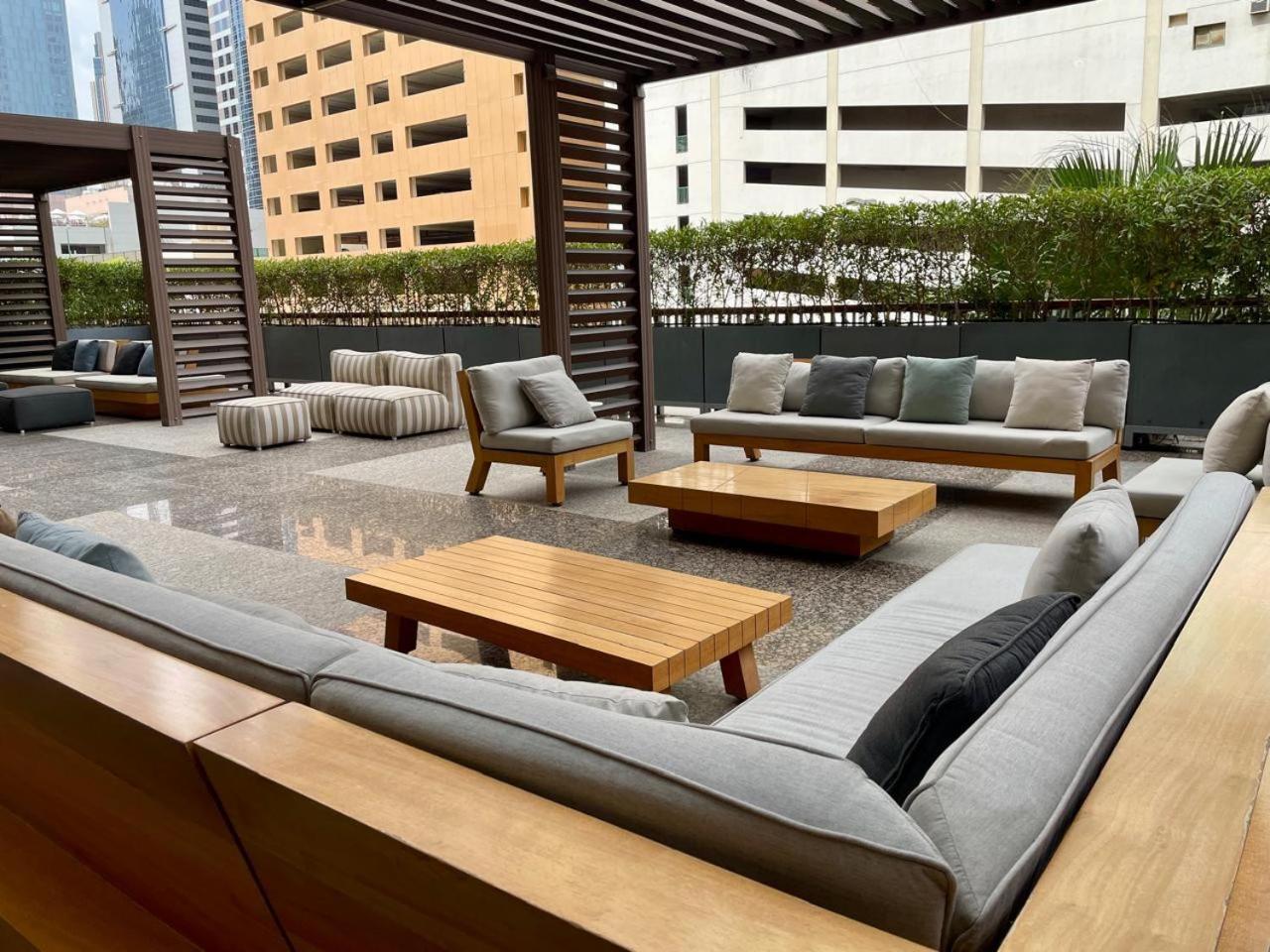 Short Limestone House Difc 2 Bedrooms Apartment Dubai