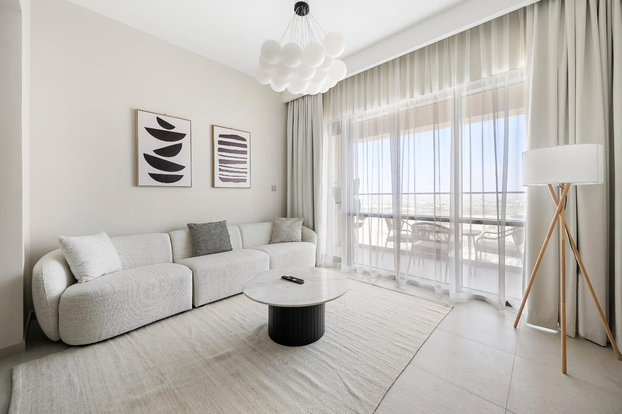 Apartment Vayk - Modern 1br Near The Lagoon In Creek Harbour *