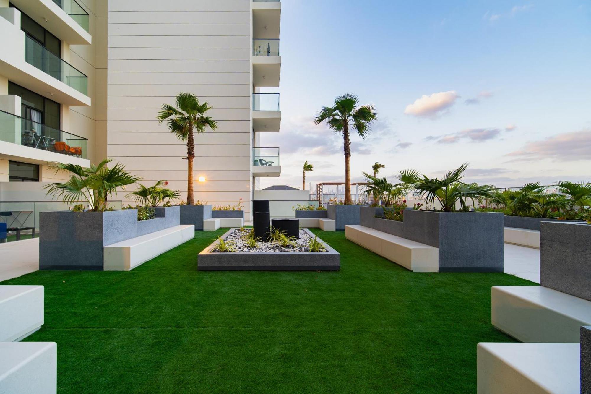 Apartamento Sunny Studio, Pool, Views, Near Metro *